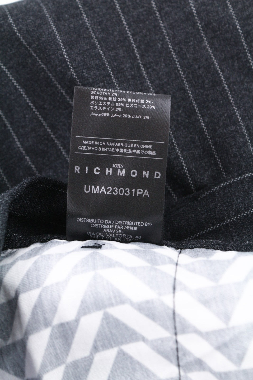 JOHN RICHMOND vyriškos kelnės M juodos, plonos, dryžuotos, laisvalaikio stiliaus, su užtrauktuku ir logotipu 