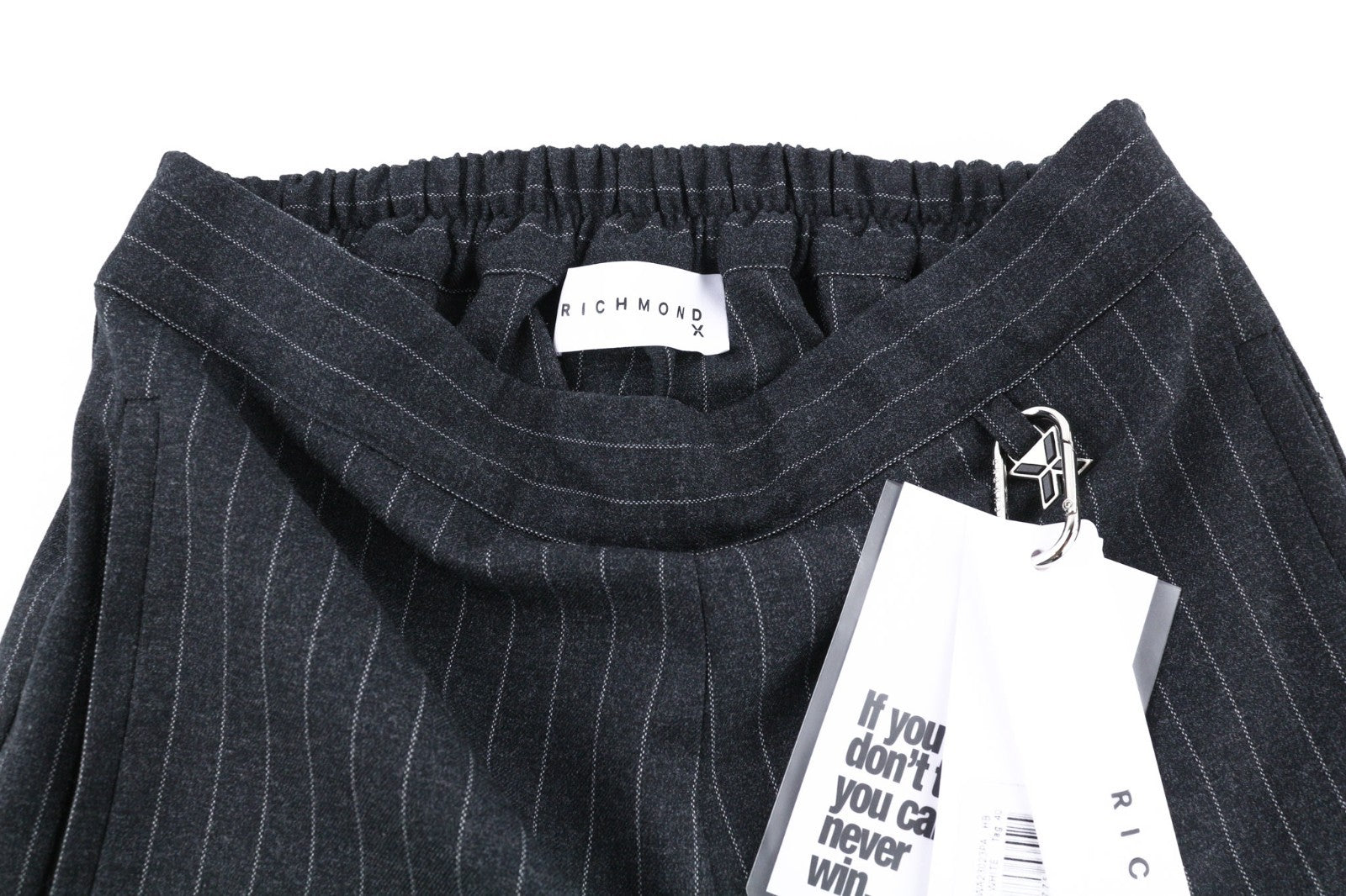 JOHN RICHMOND moteriškas kostiumas S, juodas melanžas, dryžuotas, vieneilis, dviejų dalių 