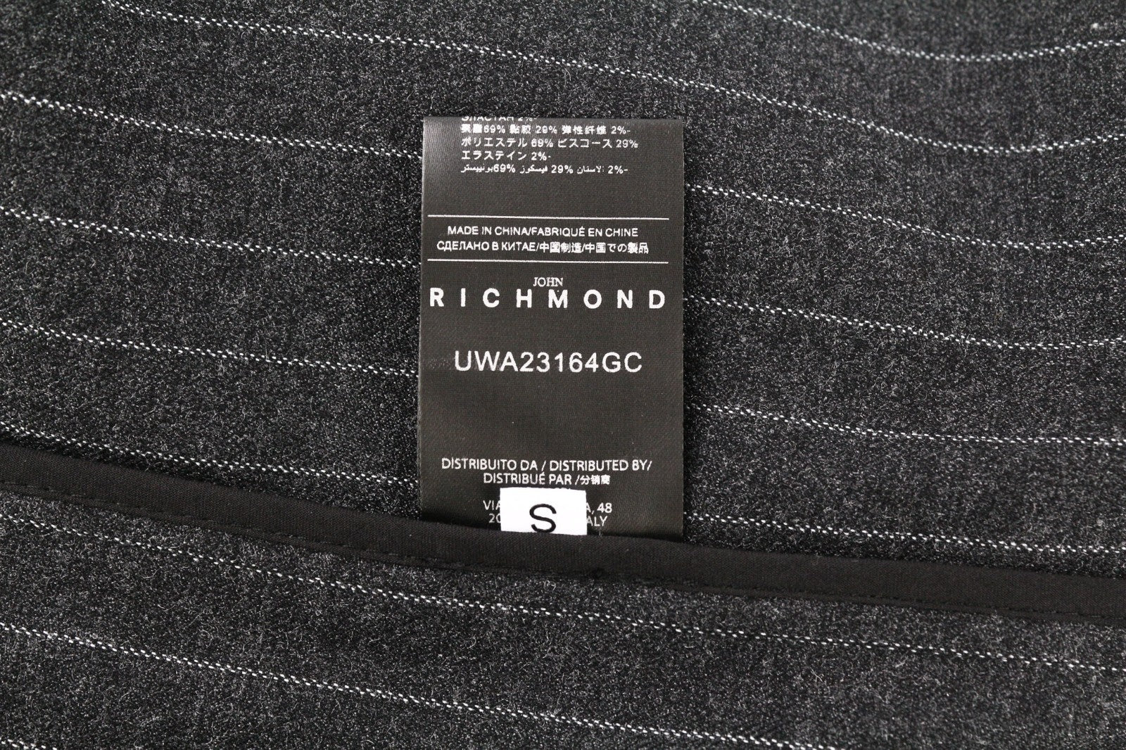 JOHN RICHMOND moteriškas kostiumas S, juodas melanžas, dryžuotas, vieneilis, dviejų dalių 