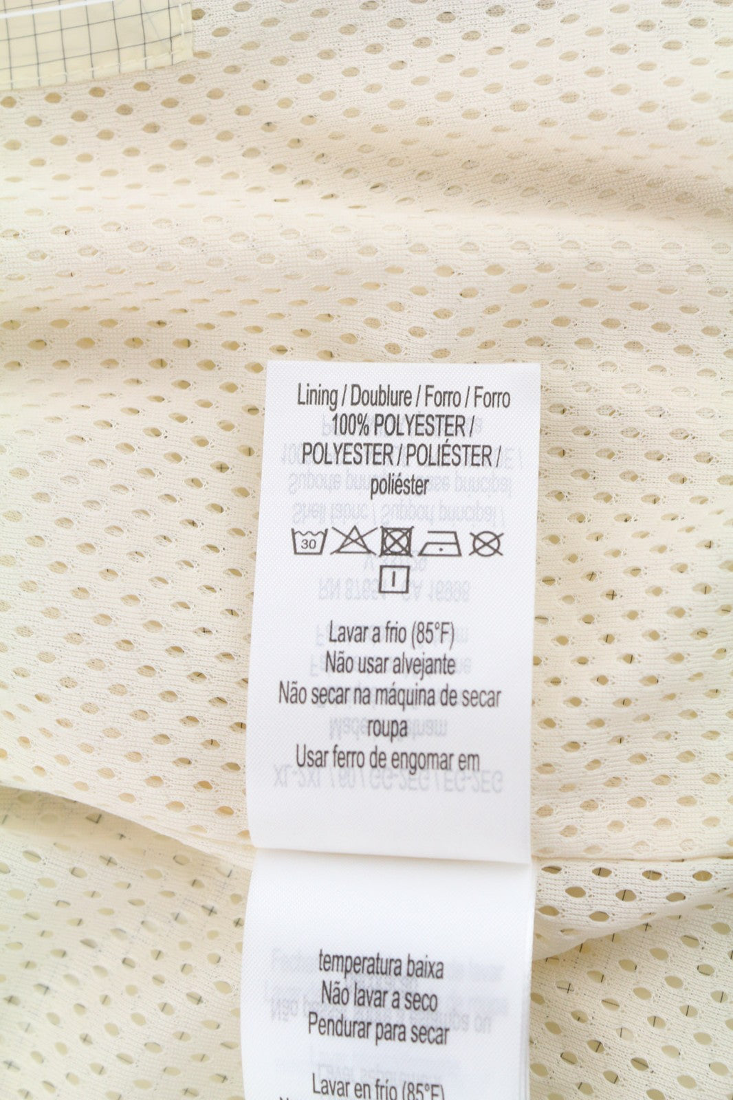 LACOSTE vyriška striukė XL/2XL smėlio spalvos su gobtuvu ir vandeniui atspariu languotu lengvu paltu 