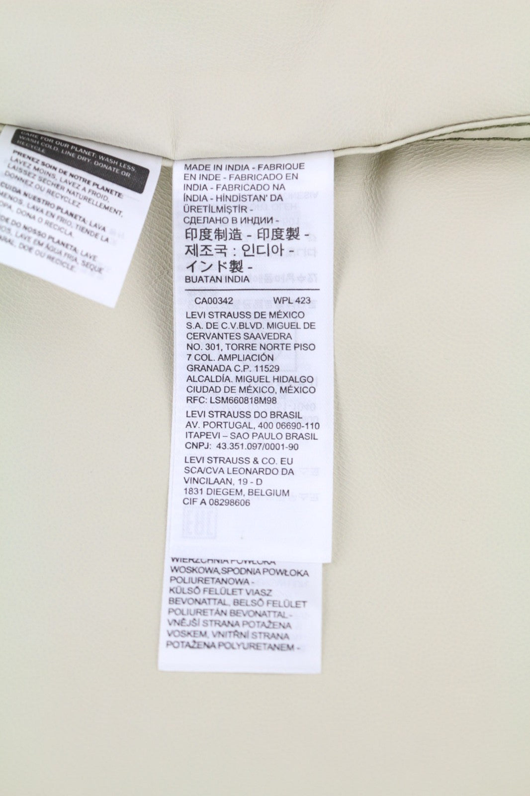 LEVI'S vyriška striukė M vidutinio ilgio, vandeniui atspari, gobtuvu, mėlyna, raišteliu surišama striukė 