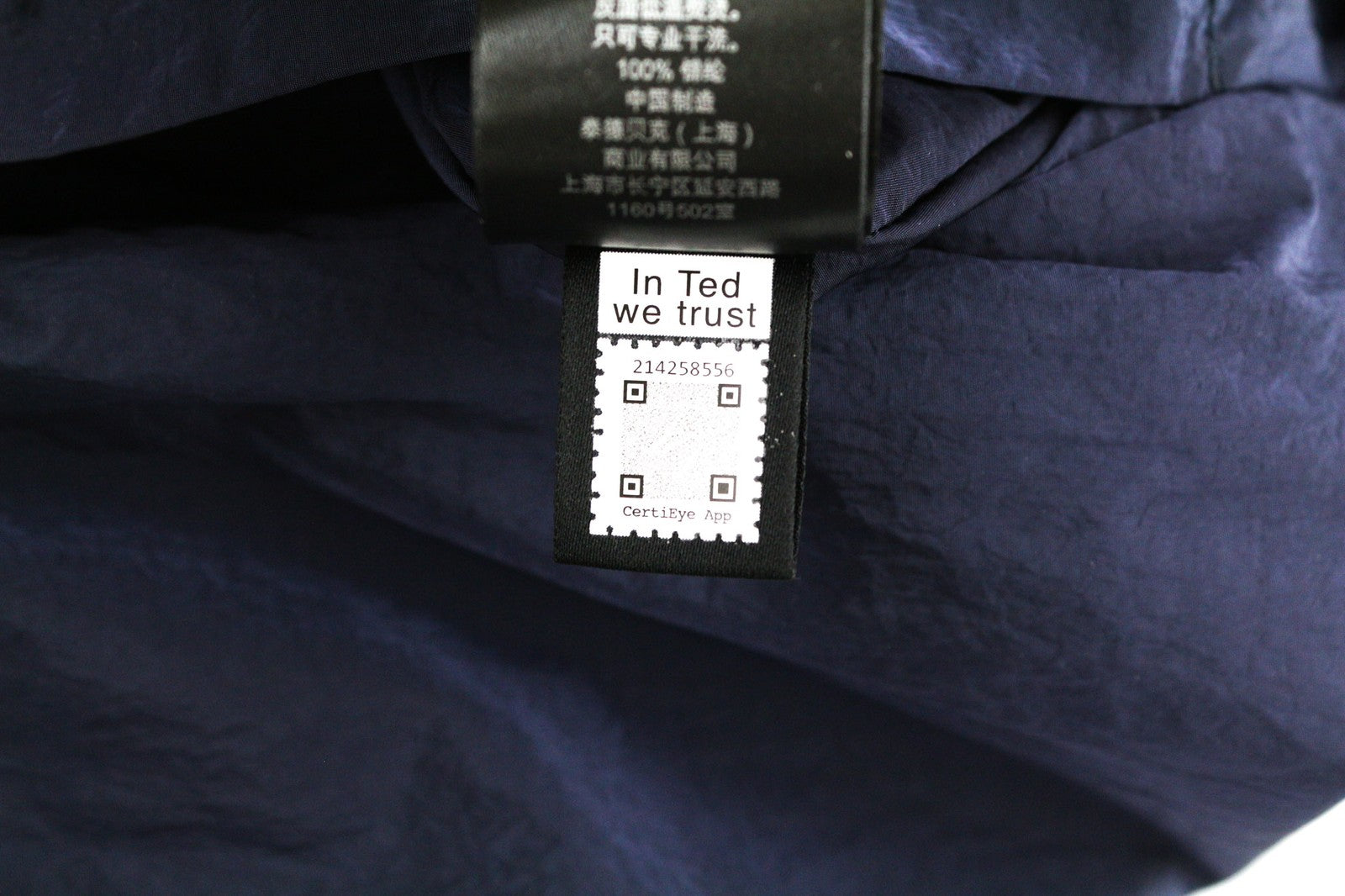 TED BAKER MMO Balta vyriška striukė ~L tamsiai mėlyna lengva užtrauktuku aukšta apykakle 