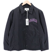 WRANGLER Stadium vyriška striukė L, juoda, izoliuota, su polo apykakle ir sagomis, pamušalu 