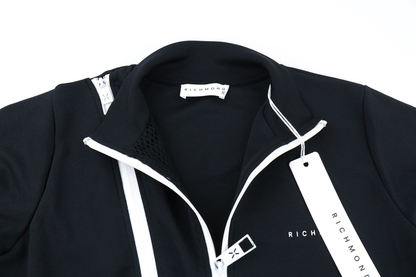 RICHMOND moteriškas džemperis su užtrauktuku ir juodu tinklelio raštu, aukšta apykakle ir kišenėmis. S dydžio. 