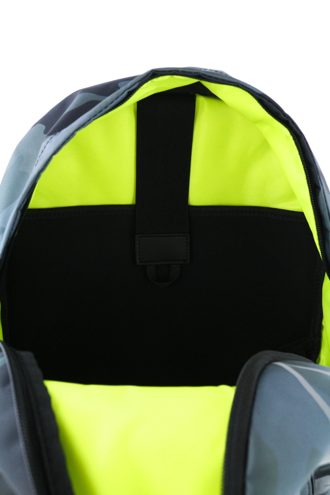 PHILIPP PLEIN vyriška kuprinė, vieno dydžio, „Philadelphia“ kamufliažinė, su dviem rankenomis ir užtrauktuku. 