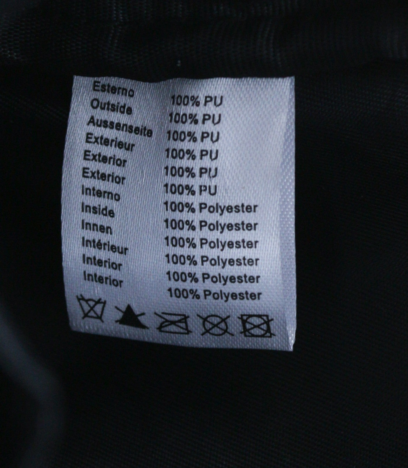 PHILIPP PLEIN moteriška kuprinė, vieno dydžio, „Tess“ su pamušalu, juoda, su dviem rankenomis ir užtrauktuku. 