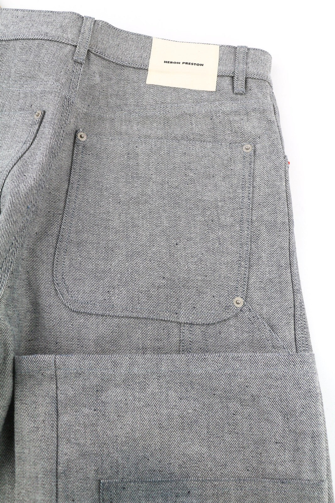 HERON PRESTON vyriškos kelnės M dydžio, skalbtos, šviesiai mėlynos, tiesios medvilninės kelnės su sagomis 