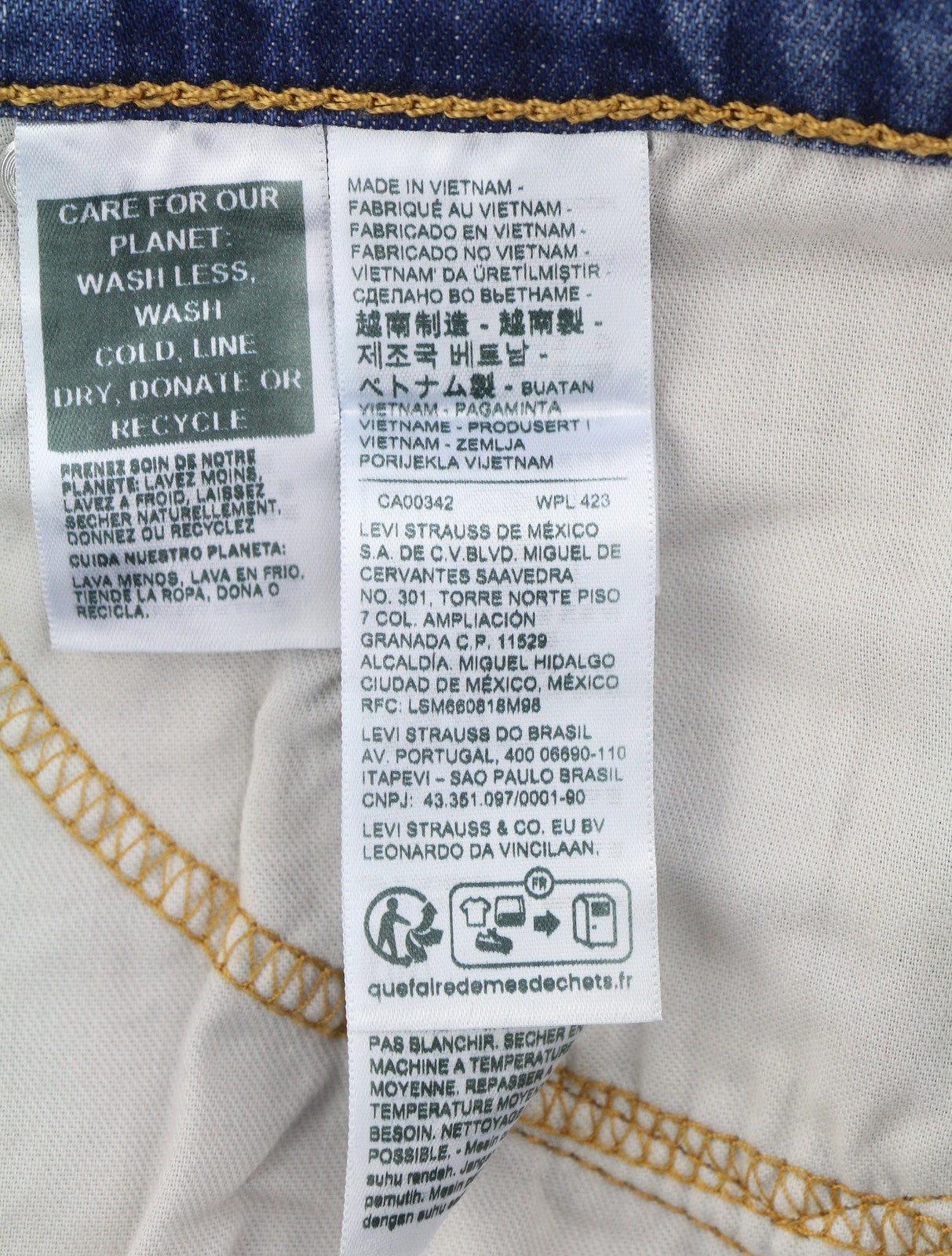 LEVI'S 511 Men Jeans W40/L32 Blue Faded Lightweight Denim Stretch Extensible