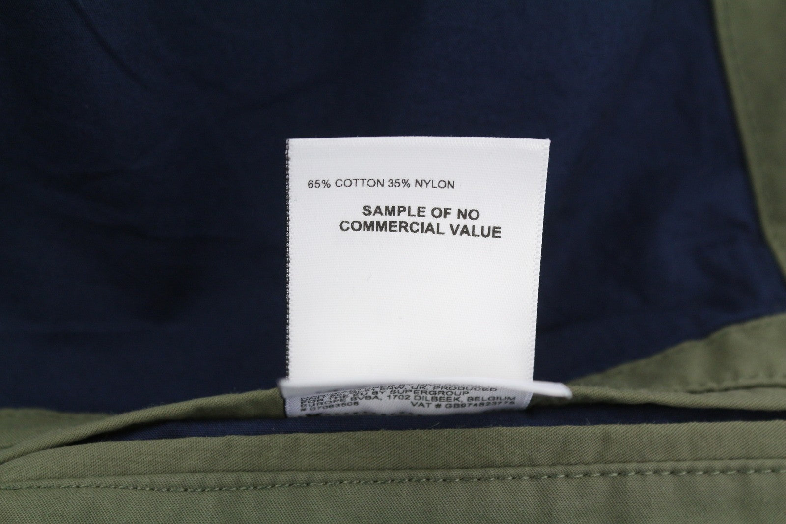 SUPERDRY Essential Technical Field vyriška striukė M, žalia, su pamušalu, lengva