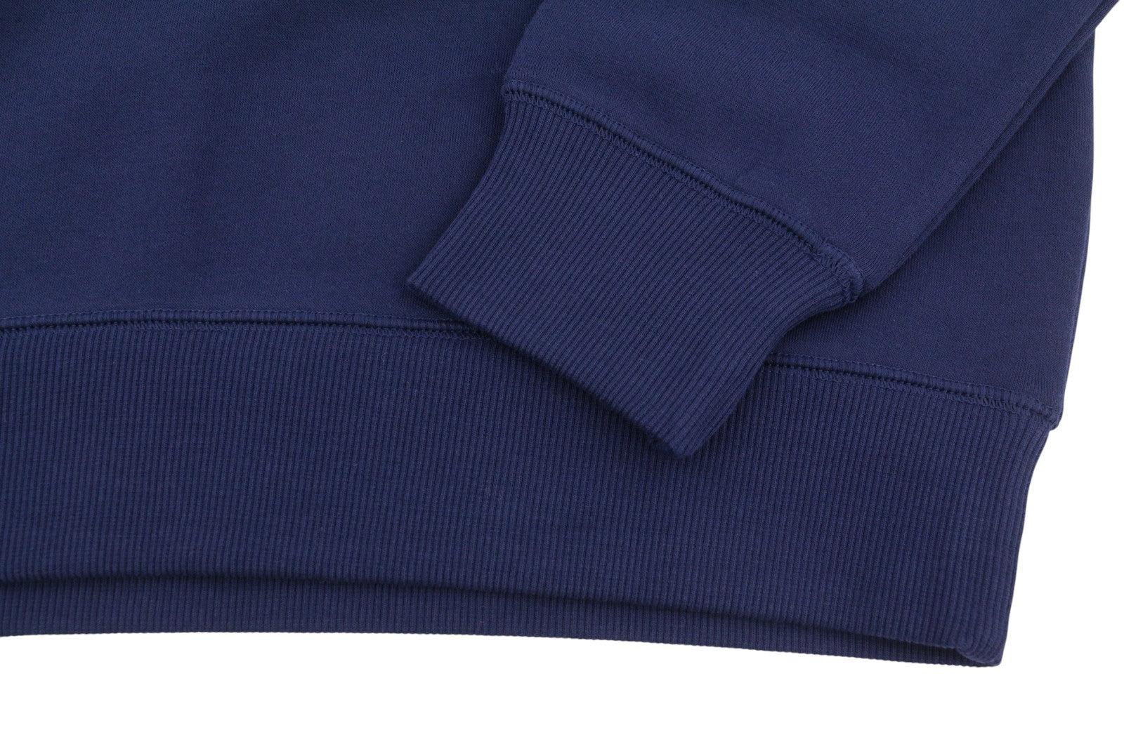 GANT Sport C-Neck Men Sweatshirt M Classic Blue Front Logo Long Sleeve Pullover