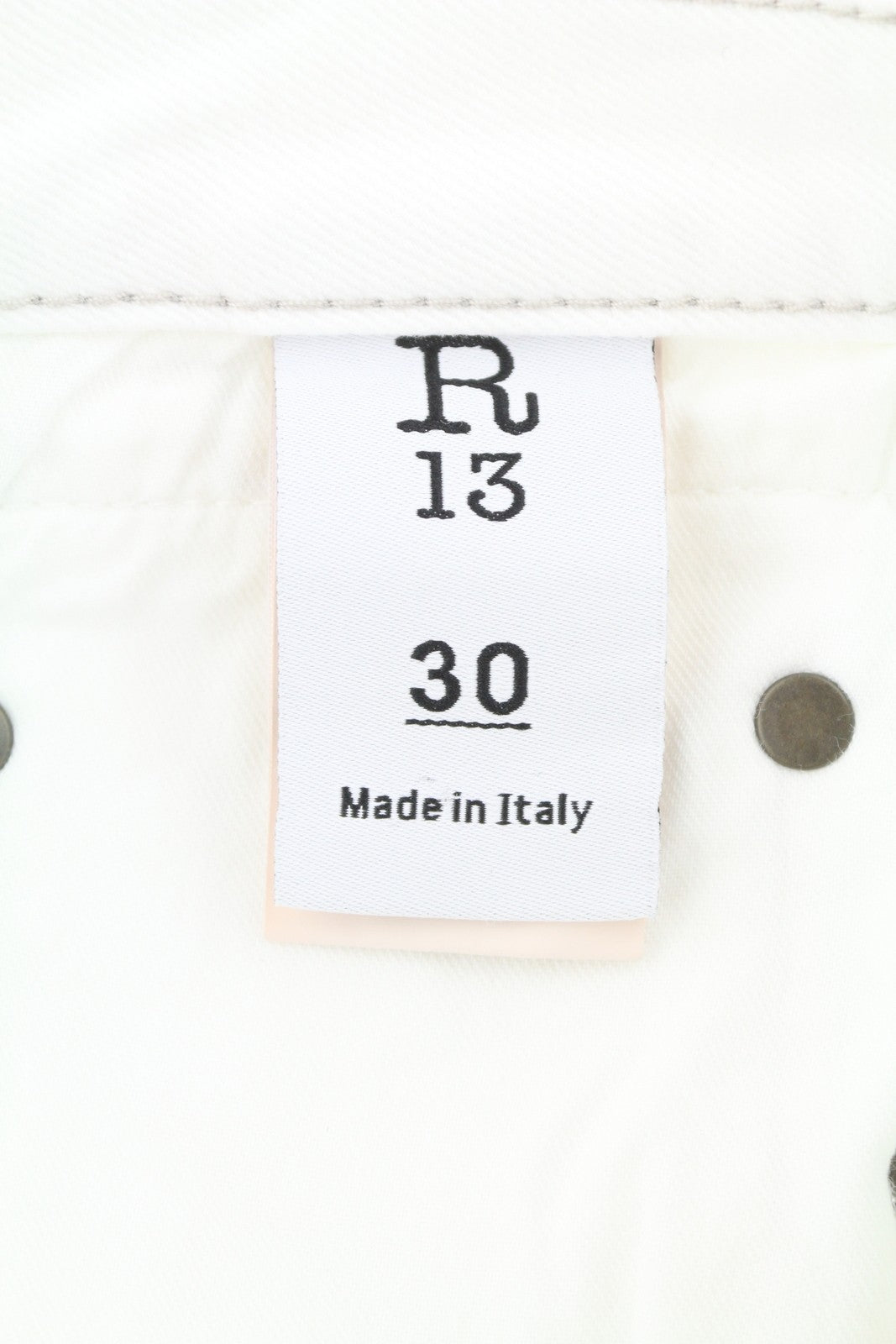 R13 berniukiški tiesūs moteriški džinsai, 30 bale, balti, trumpi, su užtrauktuku iki kulkšnies, PS25, RRP499 