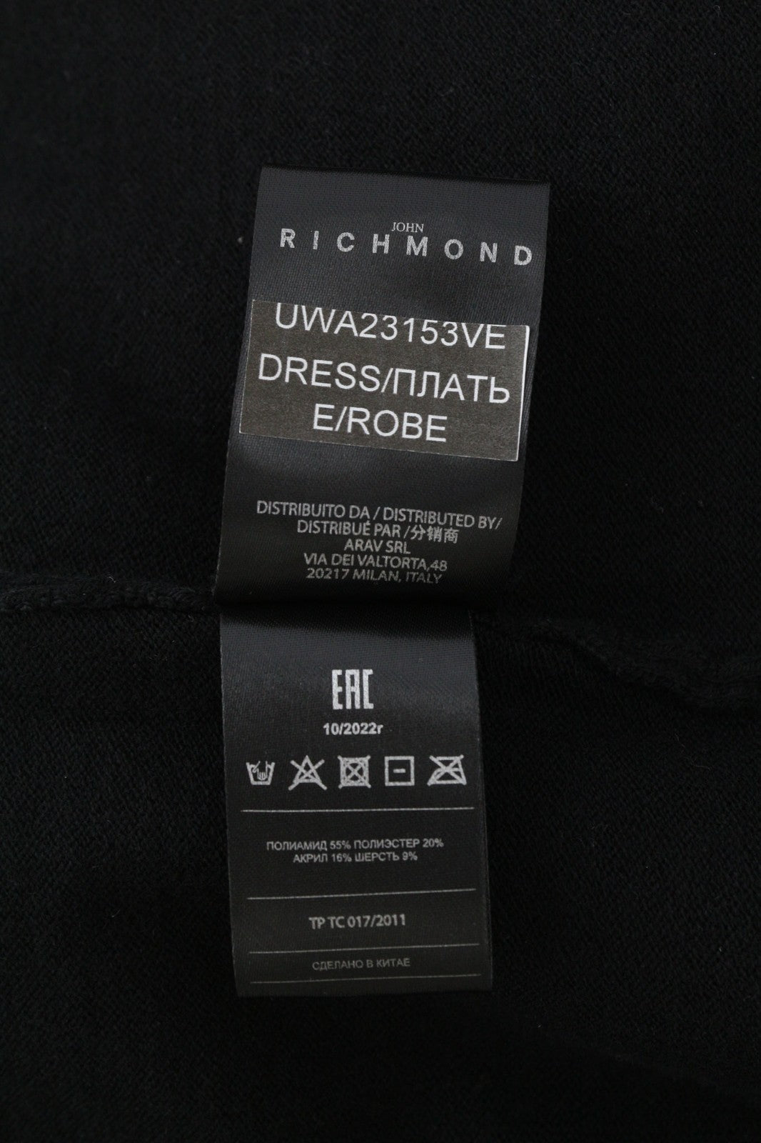 JOHN RICHMOND moteriška suknelė S dydžio, juoda, permatoma, megzta, ilgomis rankovėmis, su logotipu ir šortais 