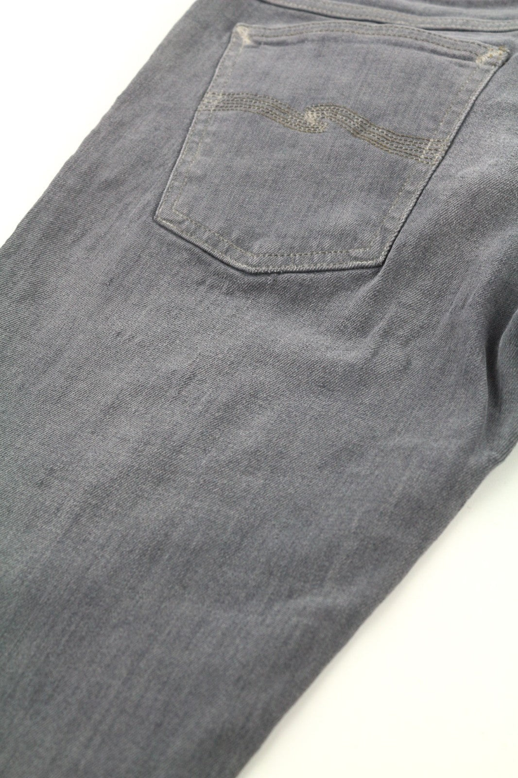 NUDIE JEANS vyriški aptempti ilgi džinsai W31/L34 tamsiai pilki, ploni, ekologiški 