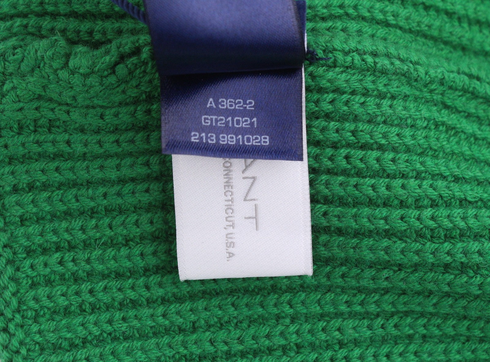 GANT Archive Shield Beanie Men Hat L/XL Lavish Green Wool Blend Tight-Knit Logo