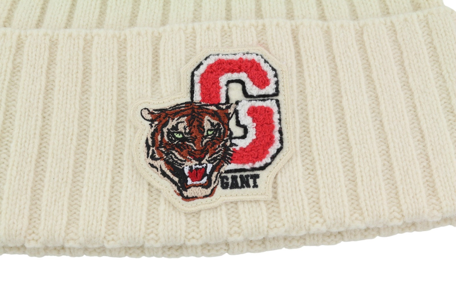 GANT Tiger Knitted Beanie Men Hat OS Cream Wool Tight-Knit Patch Logo Stretch