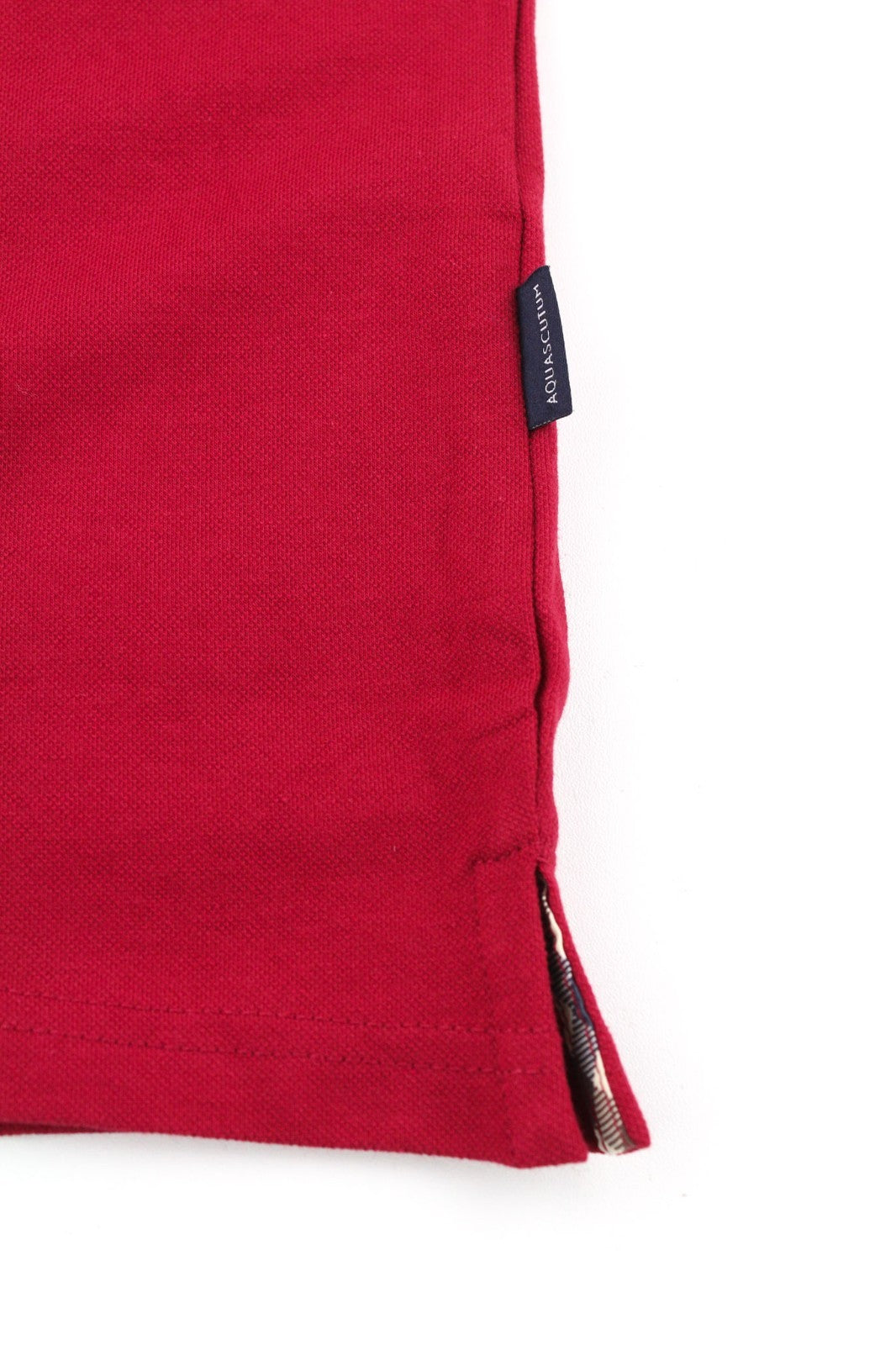 AQUASCUTUM vyriški raudoni polo marškinėliai trumpomis rankovėmis su 1/4 sagų logotipu, skirti visiems metų laikams 