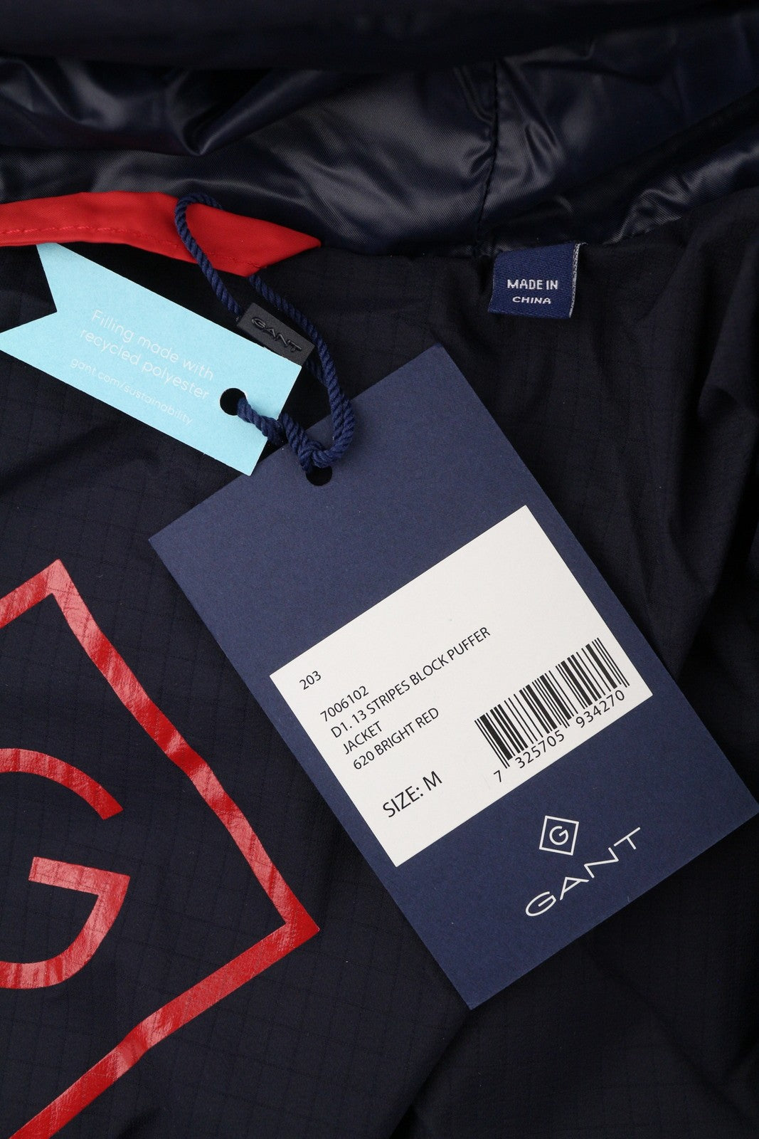 GANT dryžuotas pūstas vyriškas švarkas M, ryškiai raudonas, dygsniuotas, su gobtuvu, RRP399 