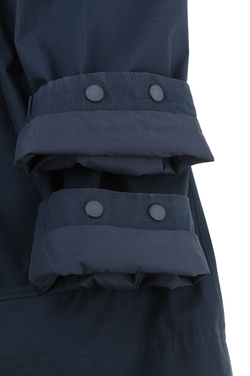 PATAGONIA vyriška tamsiai mėlyna H2NO plona striukė M dydžio, su aukštu kaklu, užtrauktuku ir kišenėmis. 