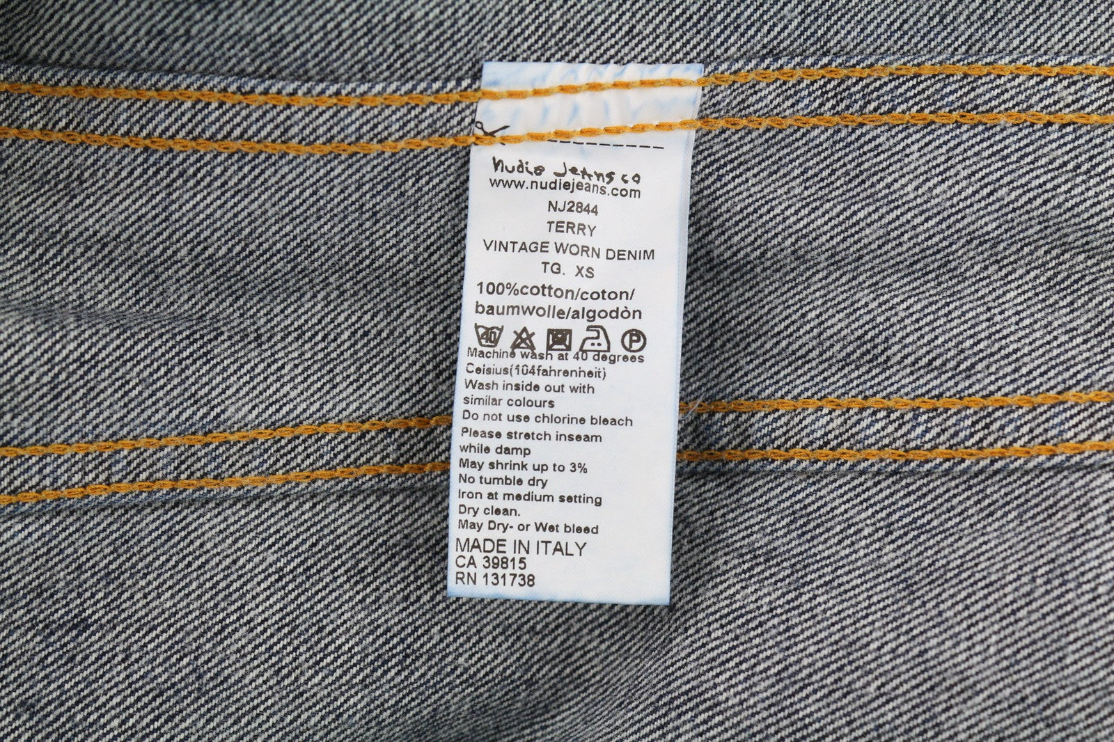 NUDIE JEANS Terry vyriškas XS dydžio vintažinis dėvėtas džinsinis švarkas su logotipu ir sagomis 