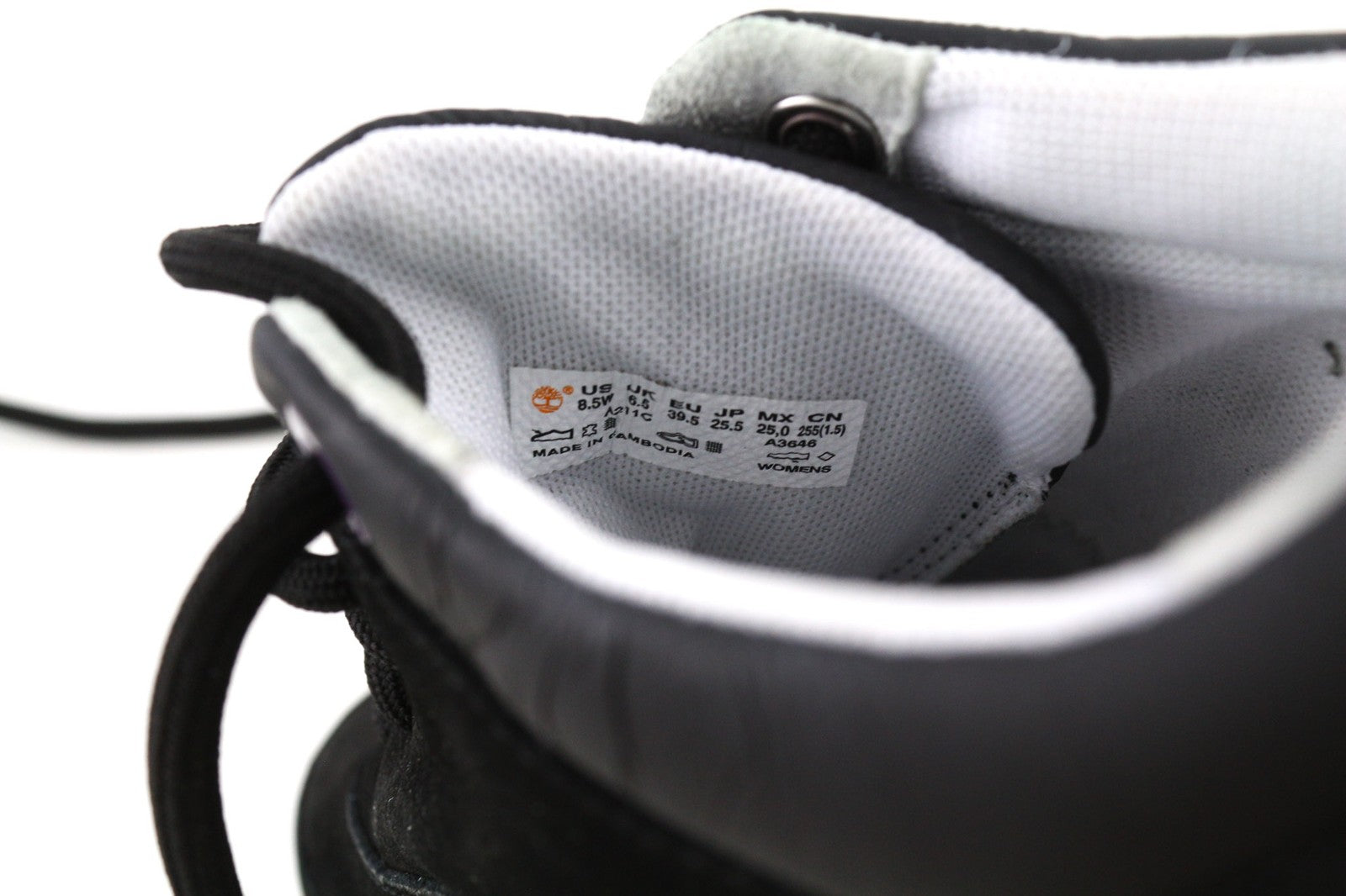 TIMBERLAND A211C-A3646 moteriški juodi odiniai sportbačiai su raišteliais, dydis EU39/39.5. 