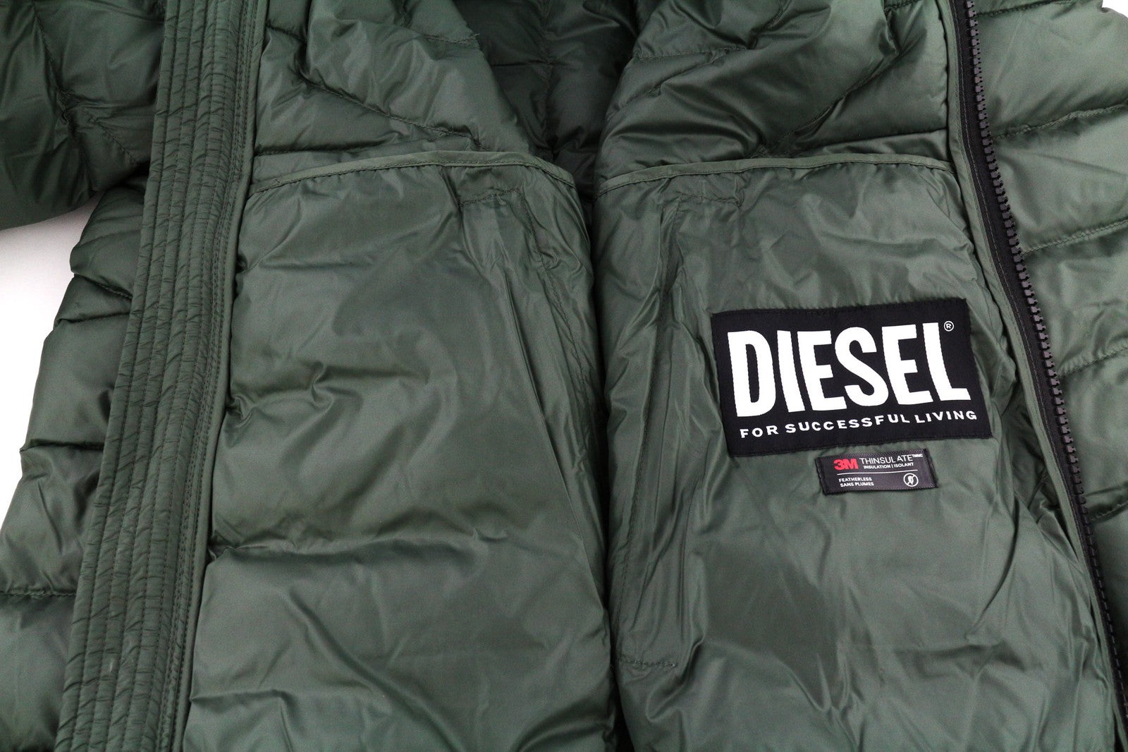 DIESEL W-Dwain vyriška striukė L, juoda, 3M Thinsulate, su gobtuvu ir užtrauktuku, RRP299