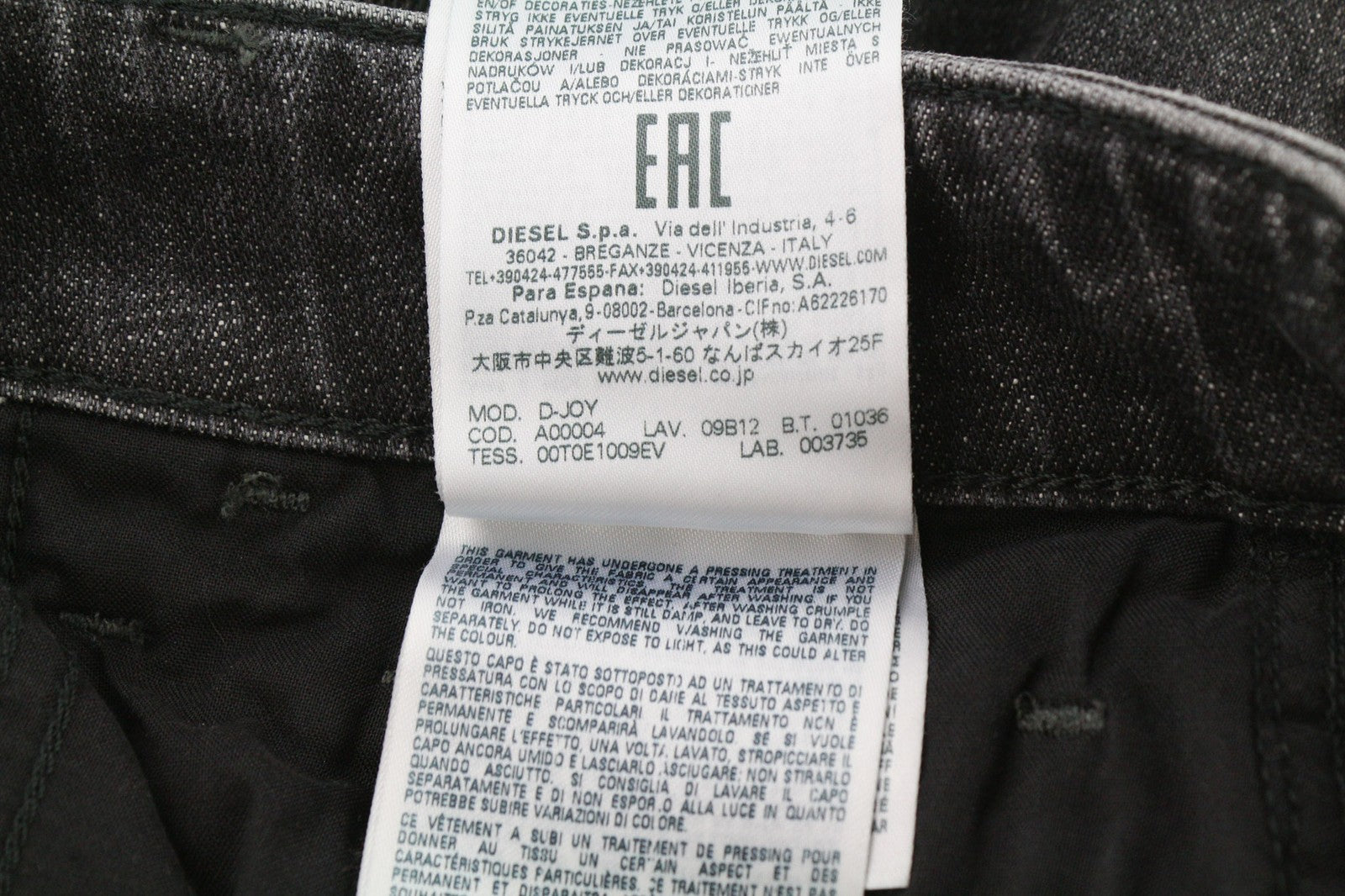 DIESEL D-Joy 09B12 moteriški džinsai W26/L32 mėlyni skalbti ploni, įprasto tamprumo džinsai 