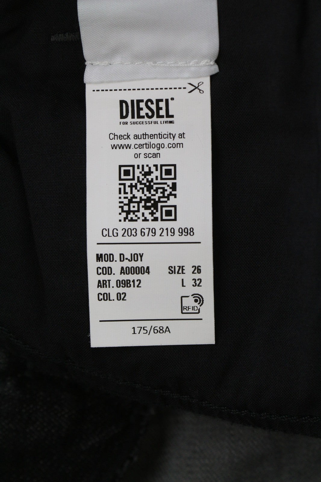 DIESEL D-Joy 09B12 moteriški džinsai W26/L32 mėlyni skalbti ploni, įprasto tamprumo džinsai 