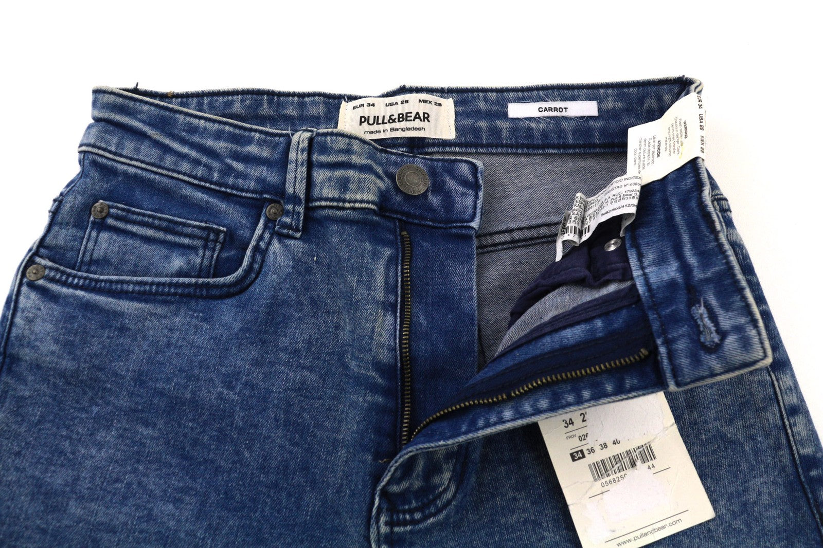 PULL &amp; BEAR vyriški mėlyni tamprūs, morkų kirpimo, laisvalaikio stiliaus džinsai su 5 kišenėmis, EU34 dydis 