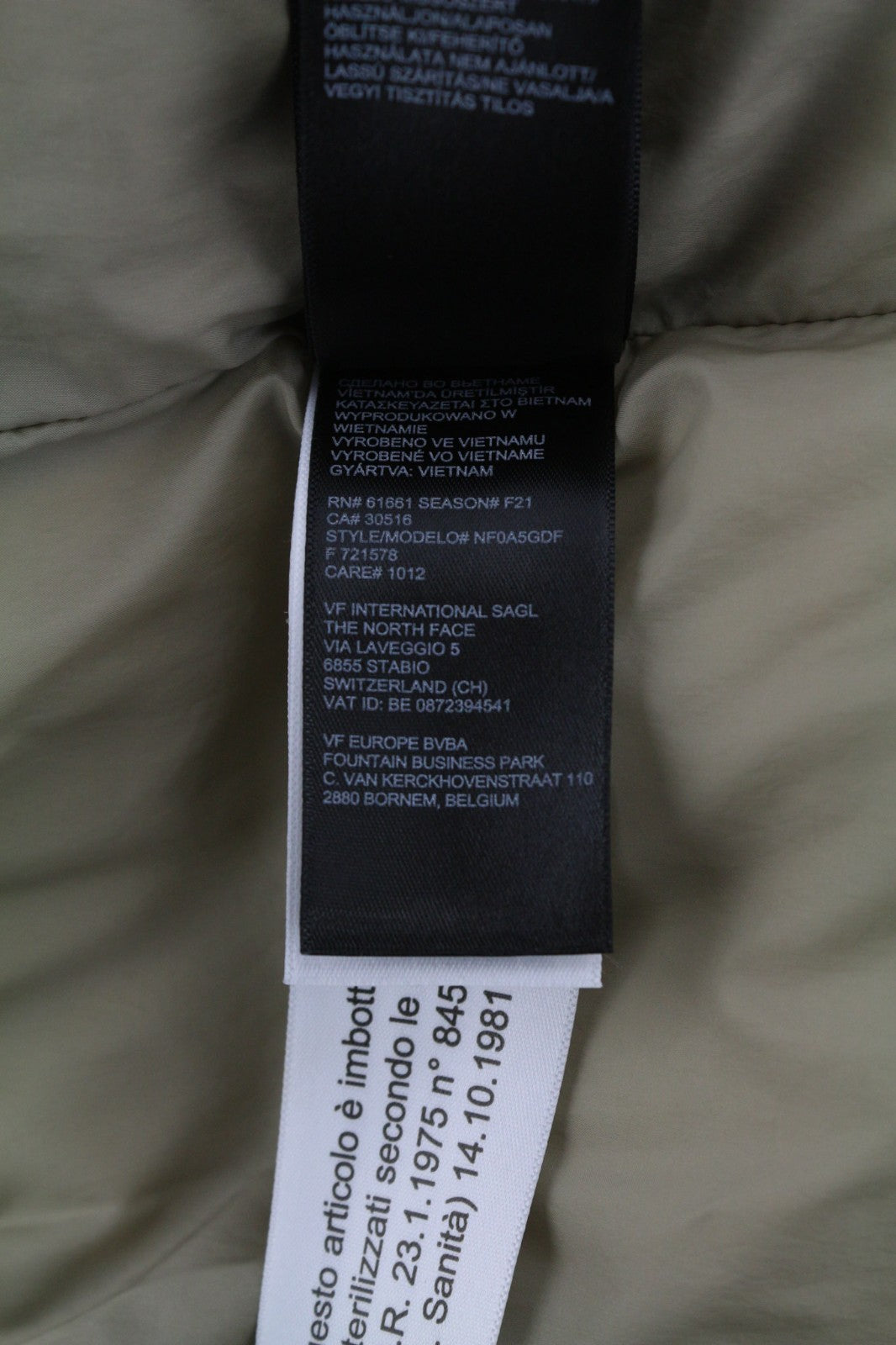 THE NORTH FACE vyriška striukė M Beige 700 Down striukė su gobtuvu ir dygsniuotu pūkuotu logotipu 