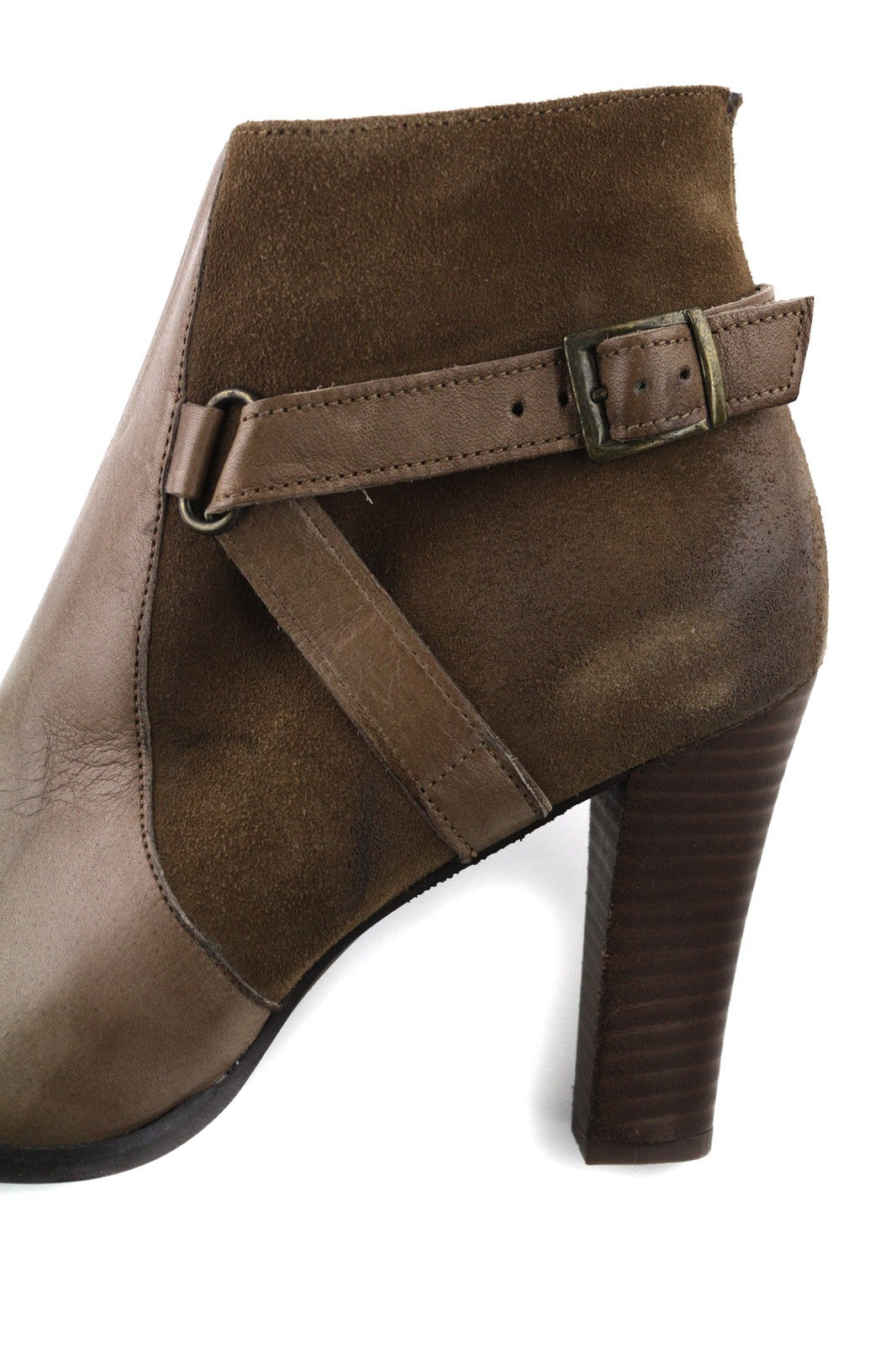 JONAK moteriški aulinukai UK6.5 EU39 rudi zomšiniai, su užtrauktuku, migdolų nosimi, plonu kulnu ir sagtimi 