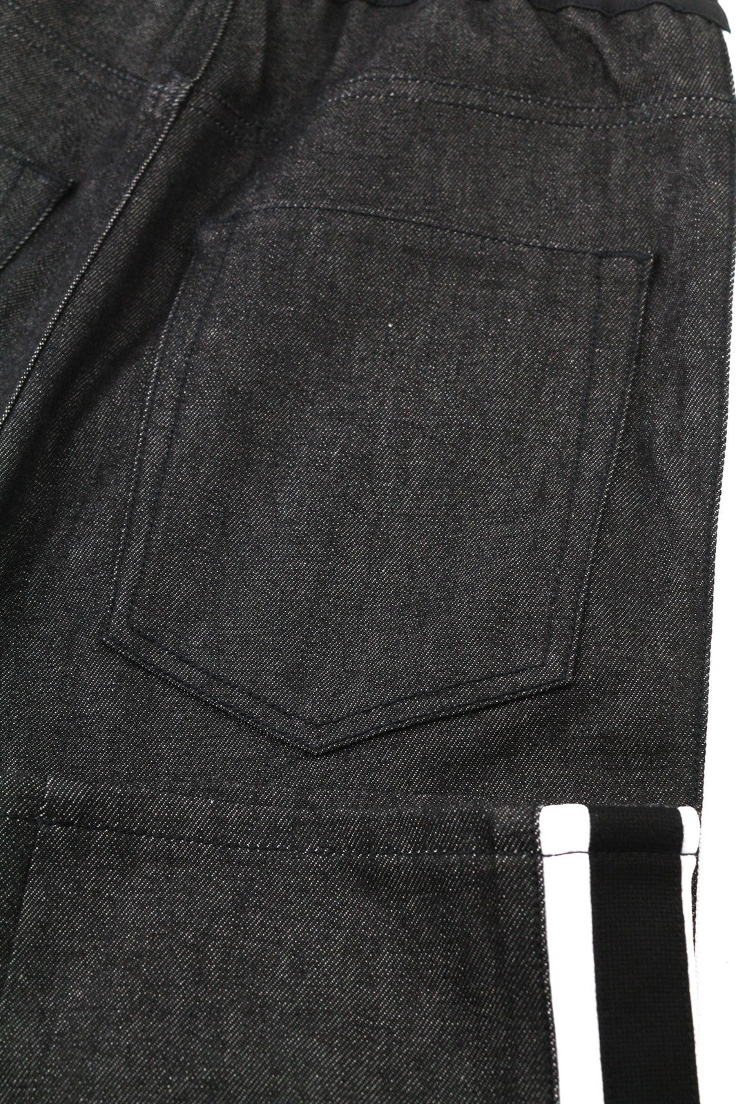 DIESEL BLACK GOLD 1766RIB Men's Jeans W26 Black Tapered Elastic Waist Logo