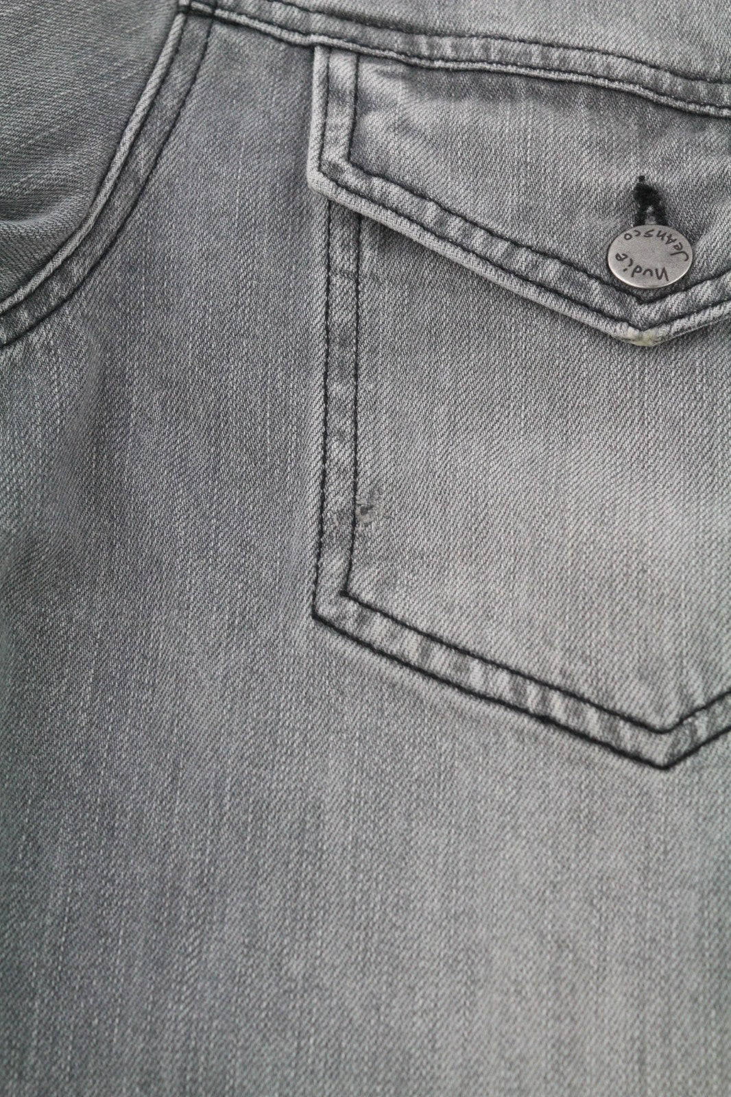 NUDIE JEANS Conny vyriška striukė S su saulės balinta juoda pilka skalbta polo marškinėliai su sagomis 