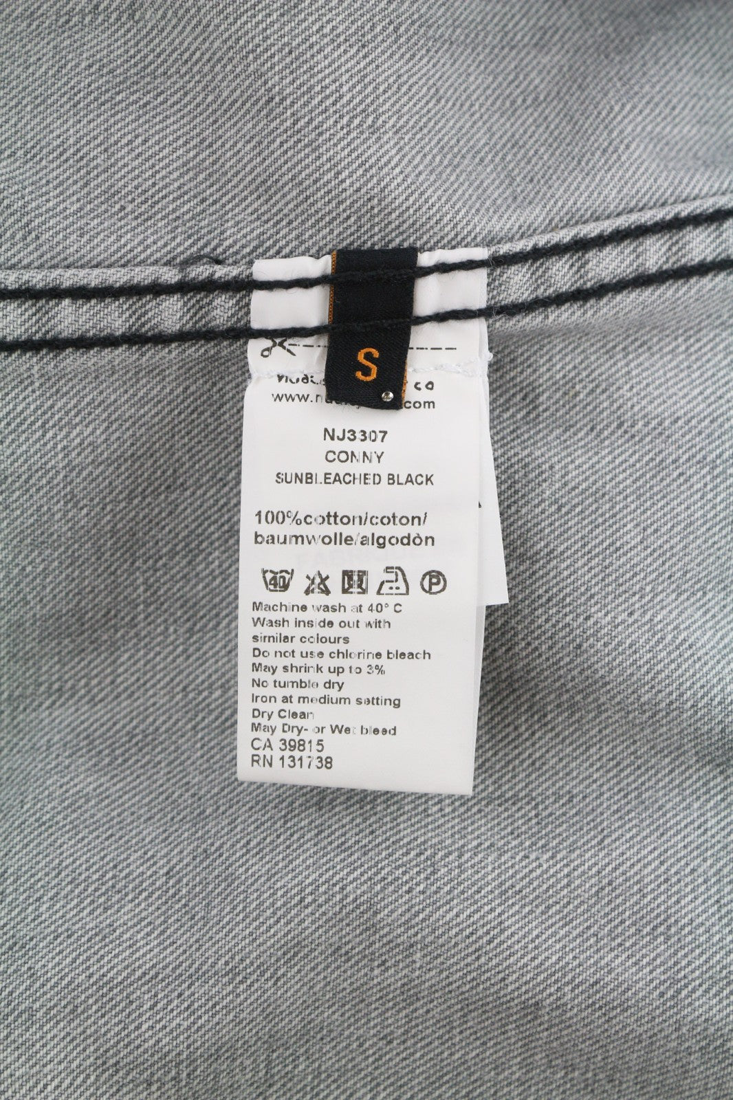 NUDIE JEANS Conny vyriška striukė S su saulės balinta juoda pilka skalbta polo marškinėliai su sagomis 