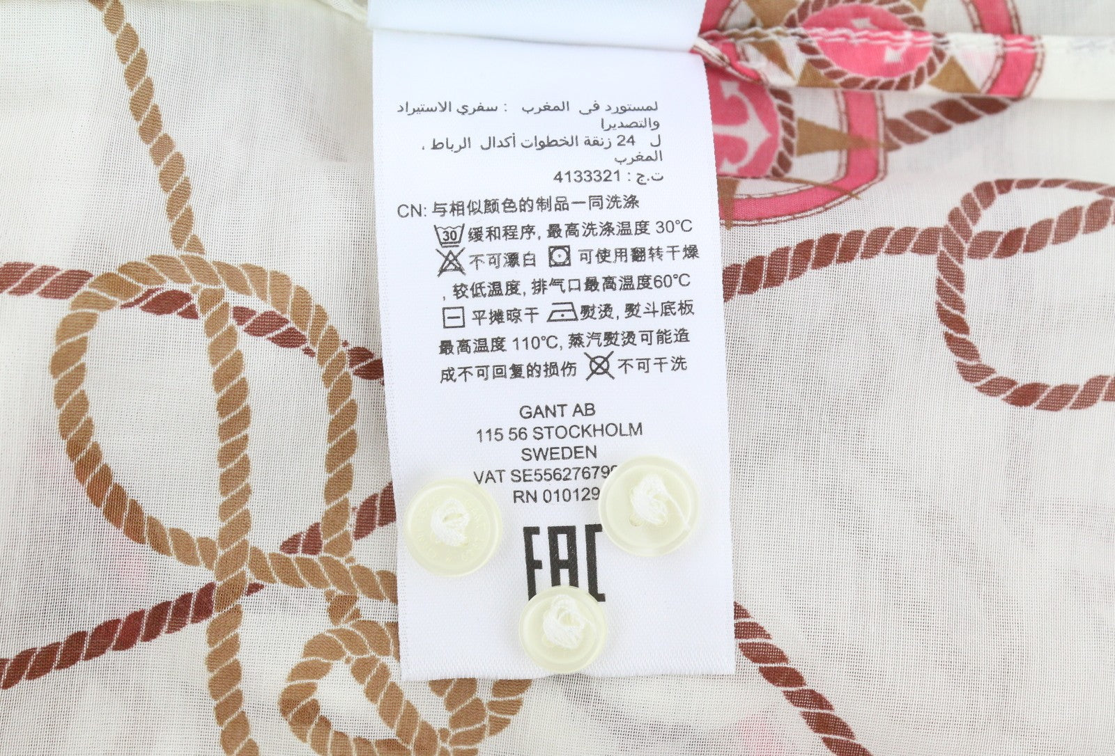 GANT buriavimo rašto šilkinis moteriškas marškinėlis, EU34, baltas, sagomis užsegamas, platėjančia apykakle. 