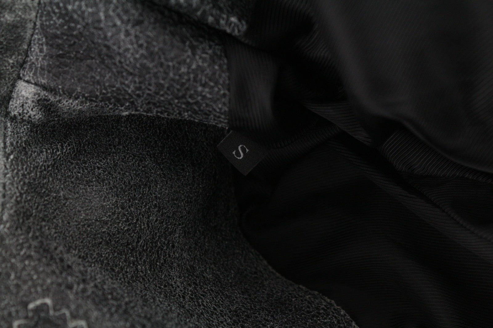 DIESEL L-Dada moteriška striukė S, juoda, skalbtos ožkos odos, asimetrinė, užtrauktuku, RRP410 