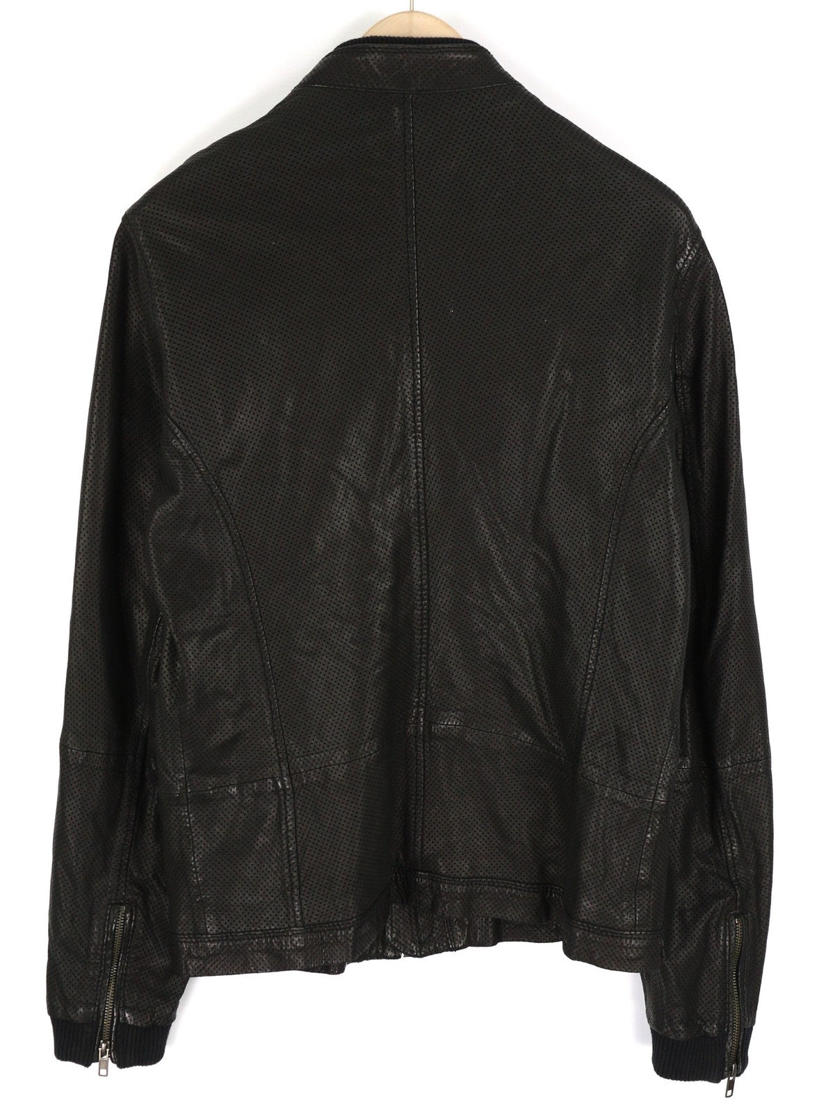 DIESEL vyriška striukė L, juoda, ėriuko odos, asimetrinė, užtrauktuku, su juostele ant kaklo. 