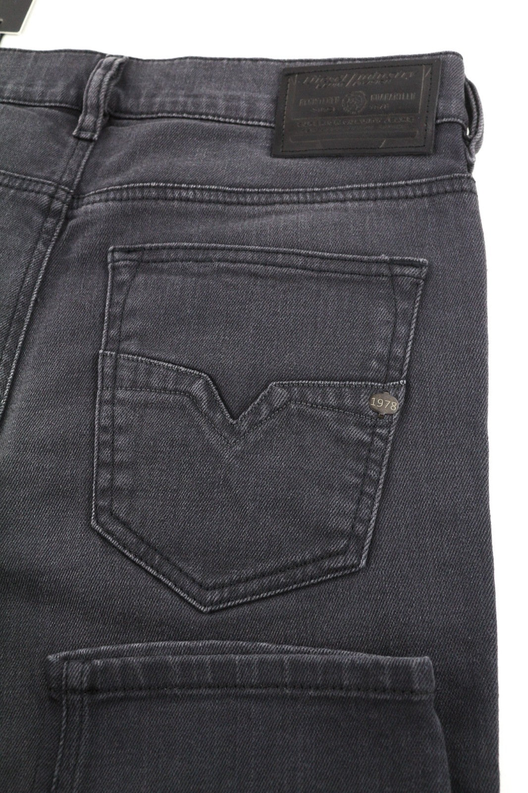 DIESEL Jifer 0859X Men's Jeans W30/L34 Black Stretch Slim Tapered Button Fly