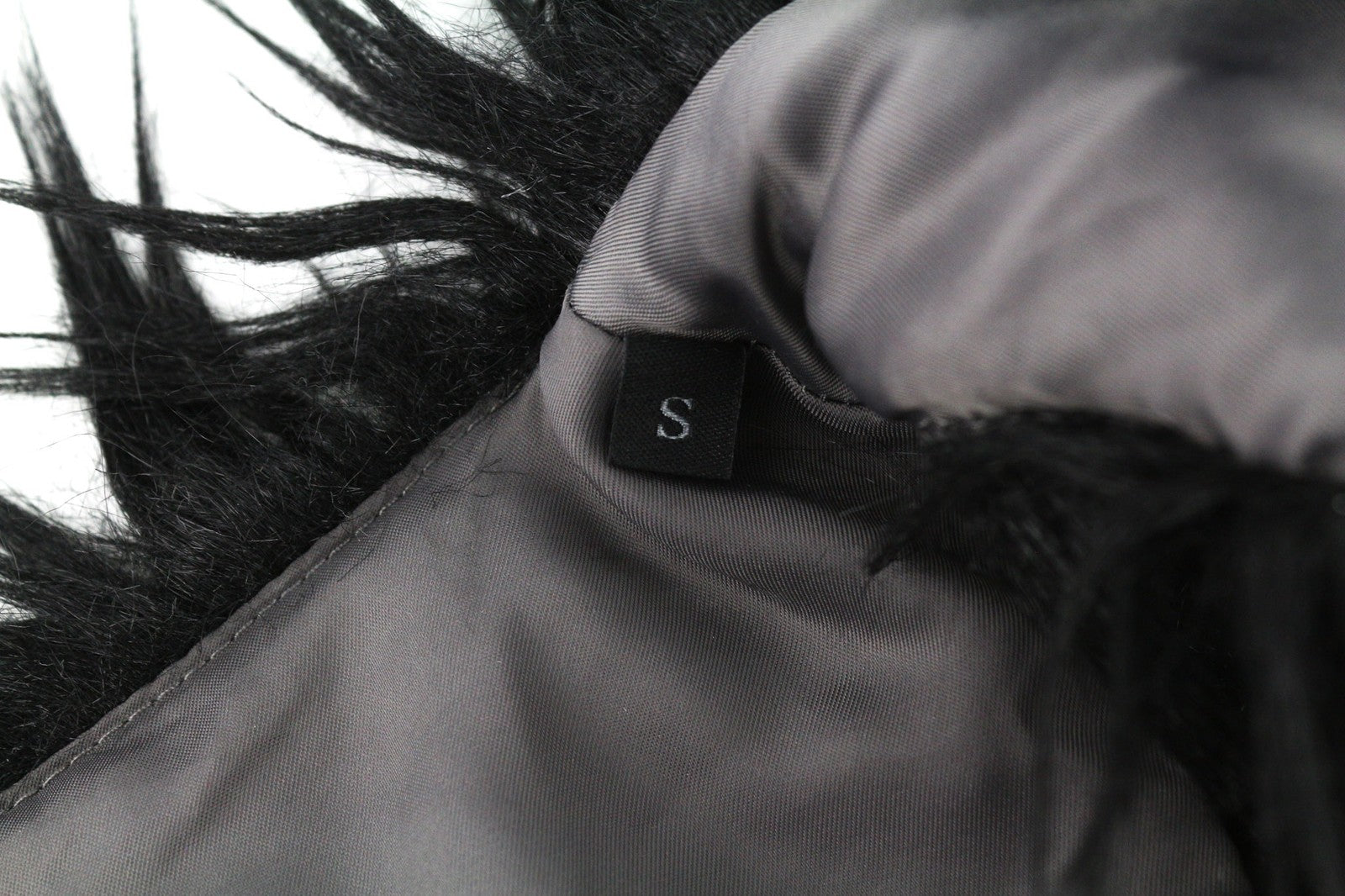 DIESEL L-Angus-A Women's Waistcoat S Striped Faux Fur Pattern Black & White