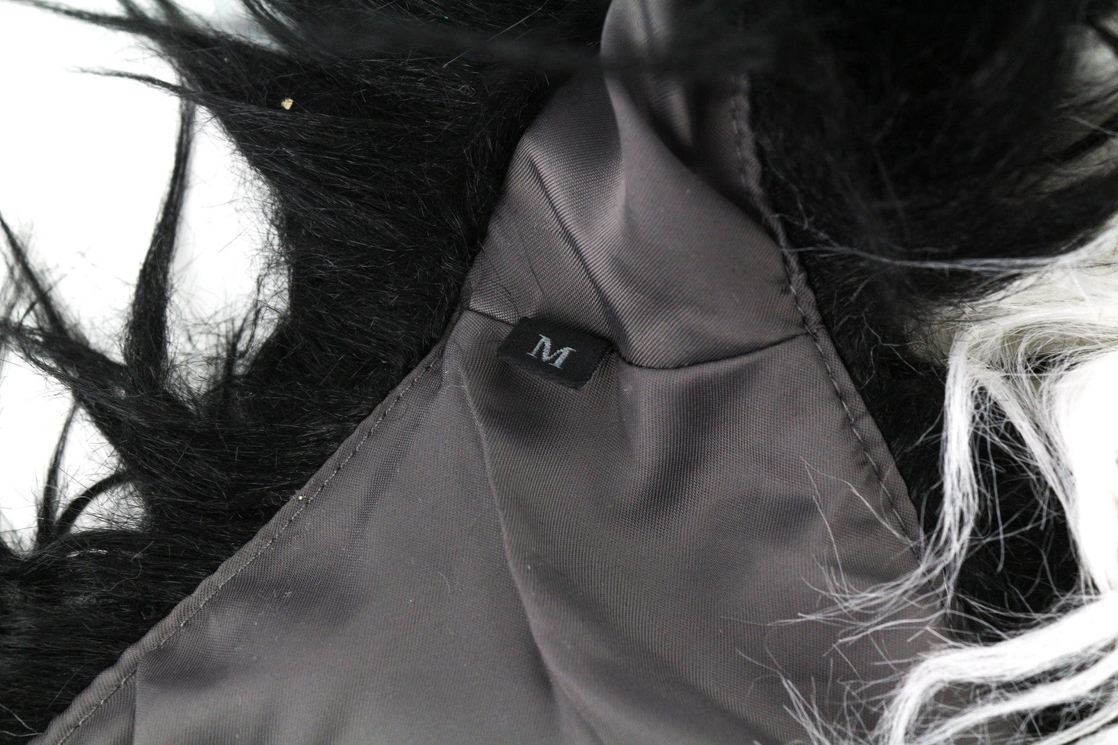 DIESEL L-Angus-A Women's Waistcoat M Faux Fur Striped Print Black & White