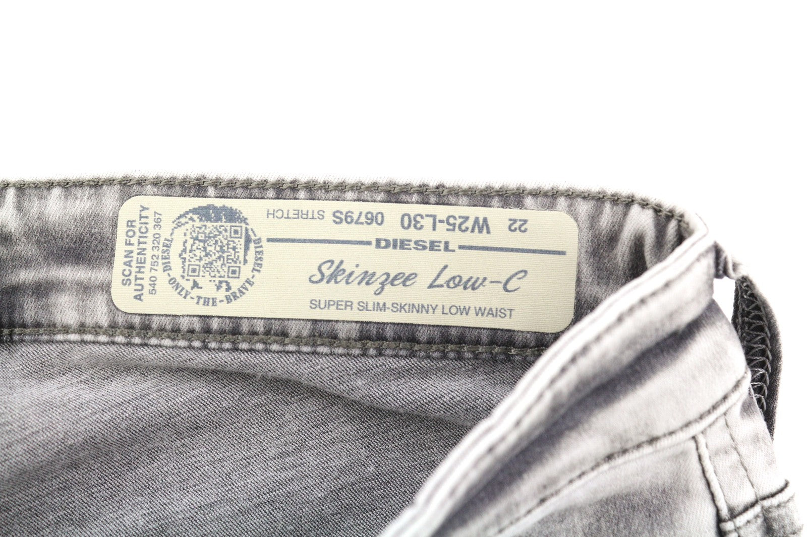 DIESEL Skinzee Low-C 0679C Women's Jeans W25/L30 Super Slim Skinny Grey