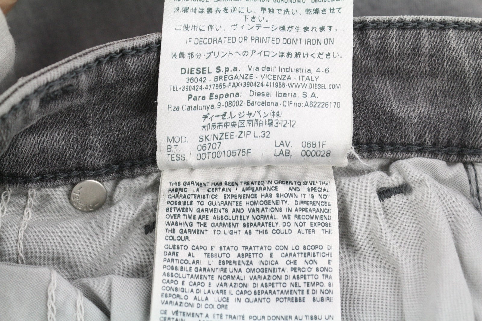 DIESEL Skinzee-Zip 0681F Women's Jeans W24/L32 Super Slim Skinny Regular RRP180