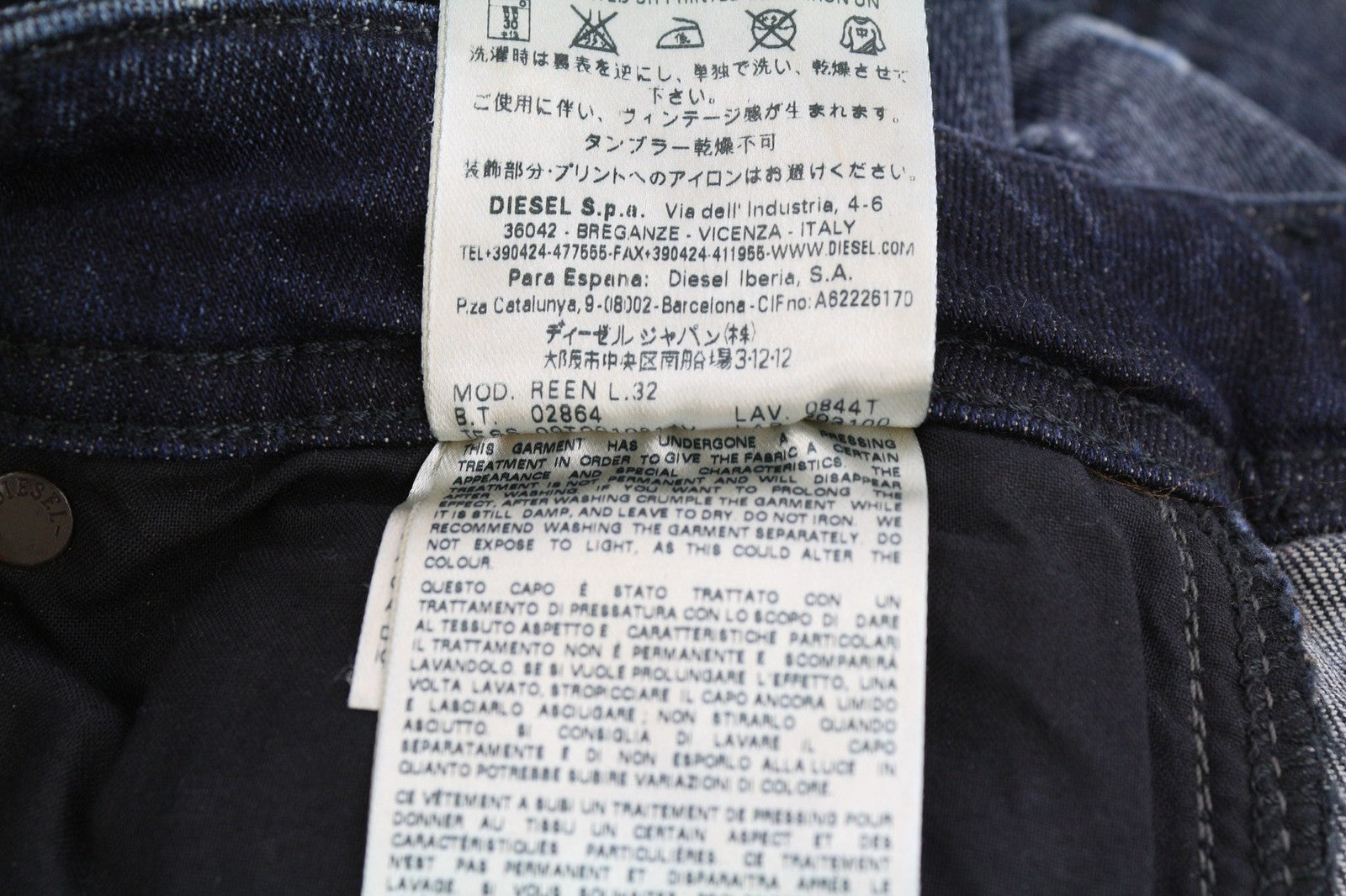 DIESEL D.N.A. Reen 0844T Women's Jeans W25/L32 Straight Classic Regular RRP200