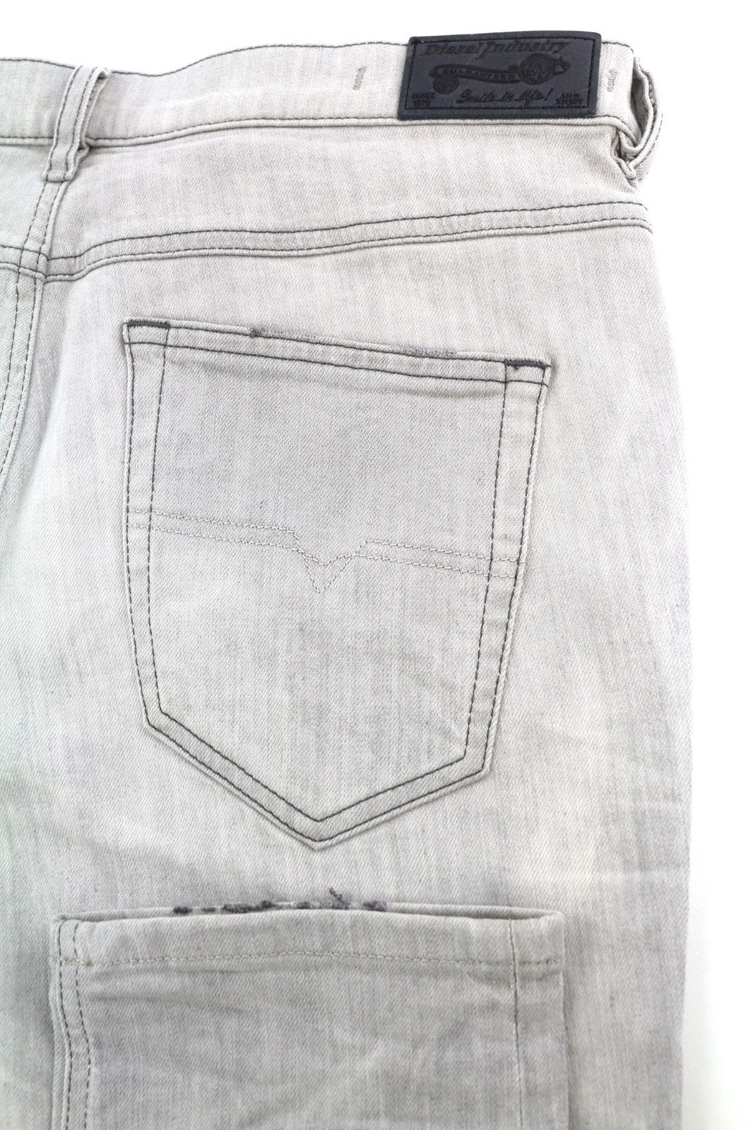 DIESEL D.N.A. Belthy 0676M Women's Jeans W29/L32 Low Waist Slim Straight RRP180