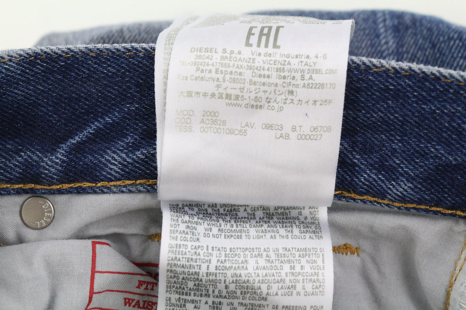 DIESEL 2000 09E03 Women's Jeans W29/L30 Mid Waist Flared Regular Washed Denim