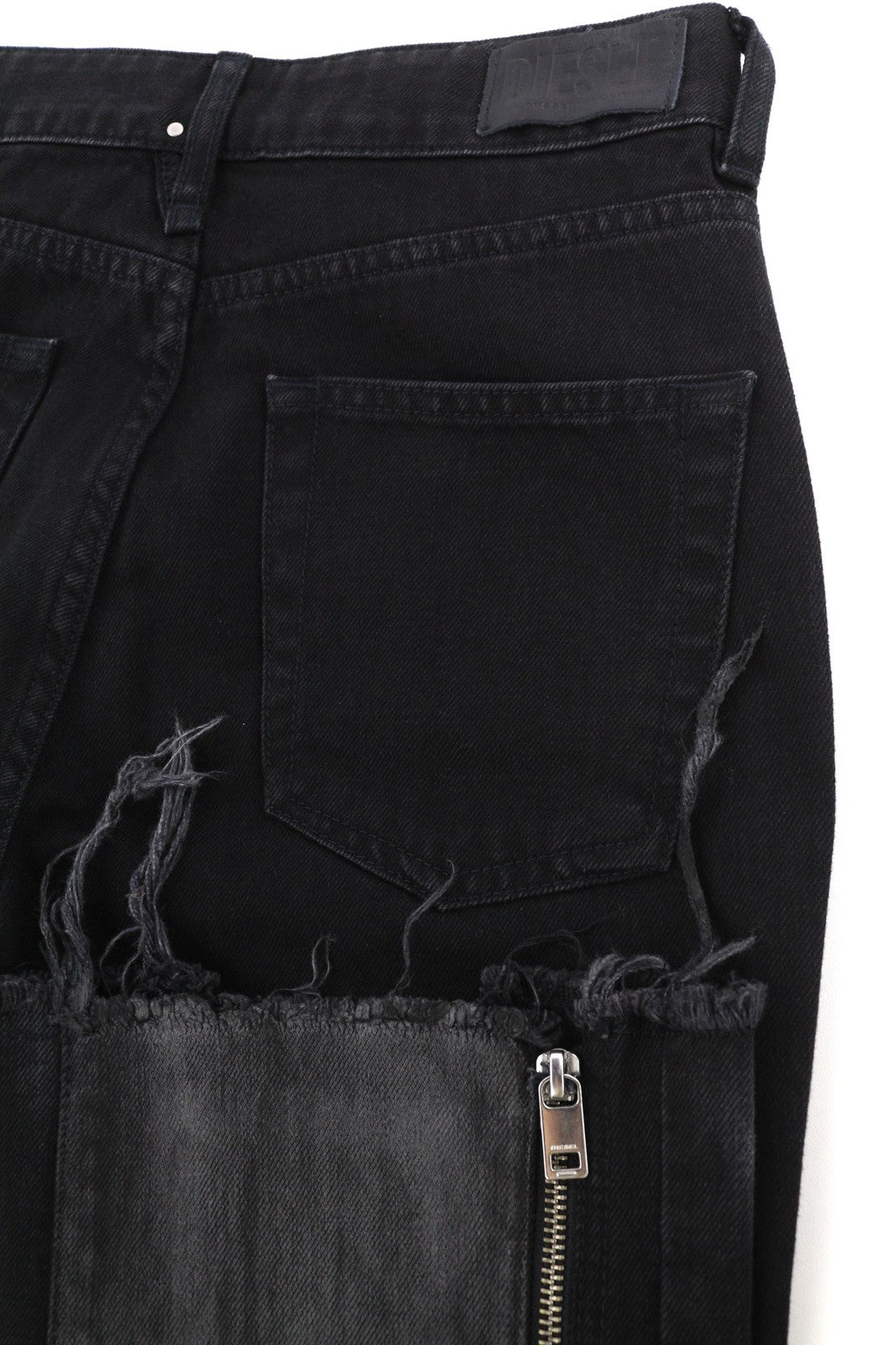 DIESEL De-Earlie Women's Jeans W26 Coated Distressed Zip Ankle Detailed RRP320