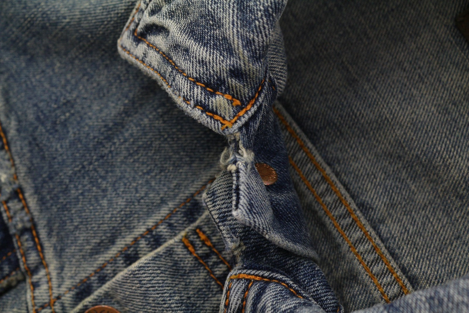 NUDIE JEANS Billy Men's M Shimmering Indigo Ripped Washed Polo Denim Jacket