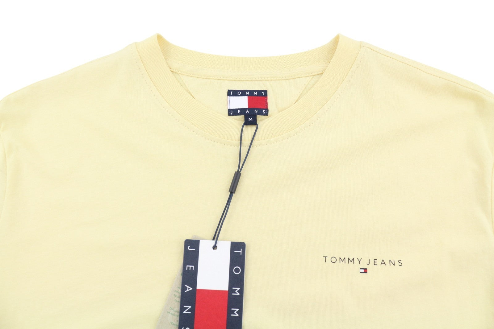 TOMMY HILFIGER Slim Linear Ches Men T-Shirt M Custard Cream Crew Neck Tricot