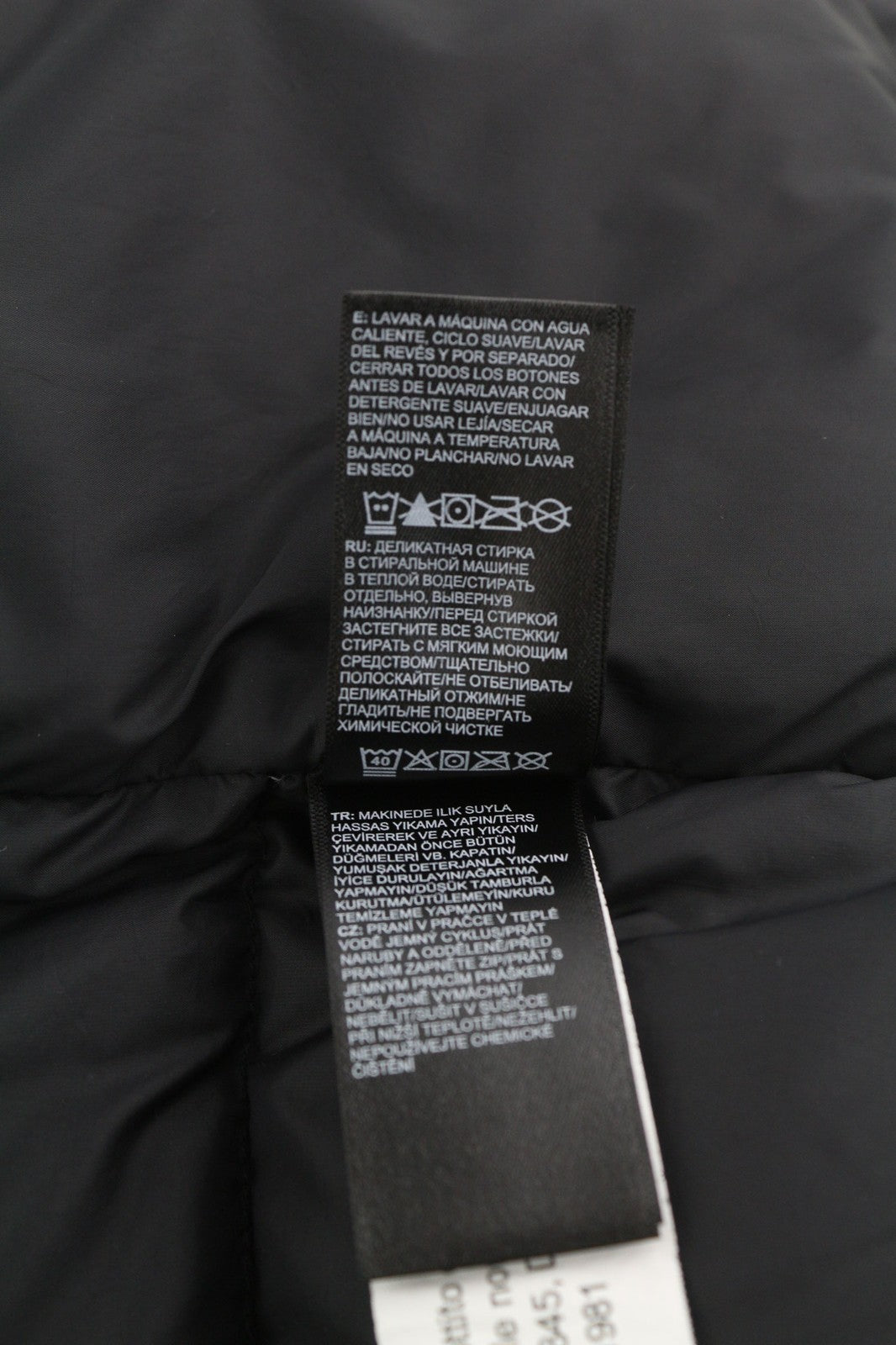 THE NORTH FACE Diablo Men's S 700 Down Black Quilted Puffer Logo Jacket