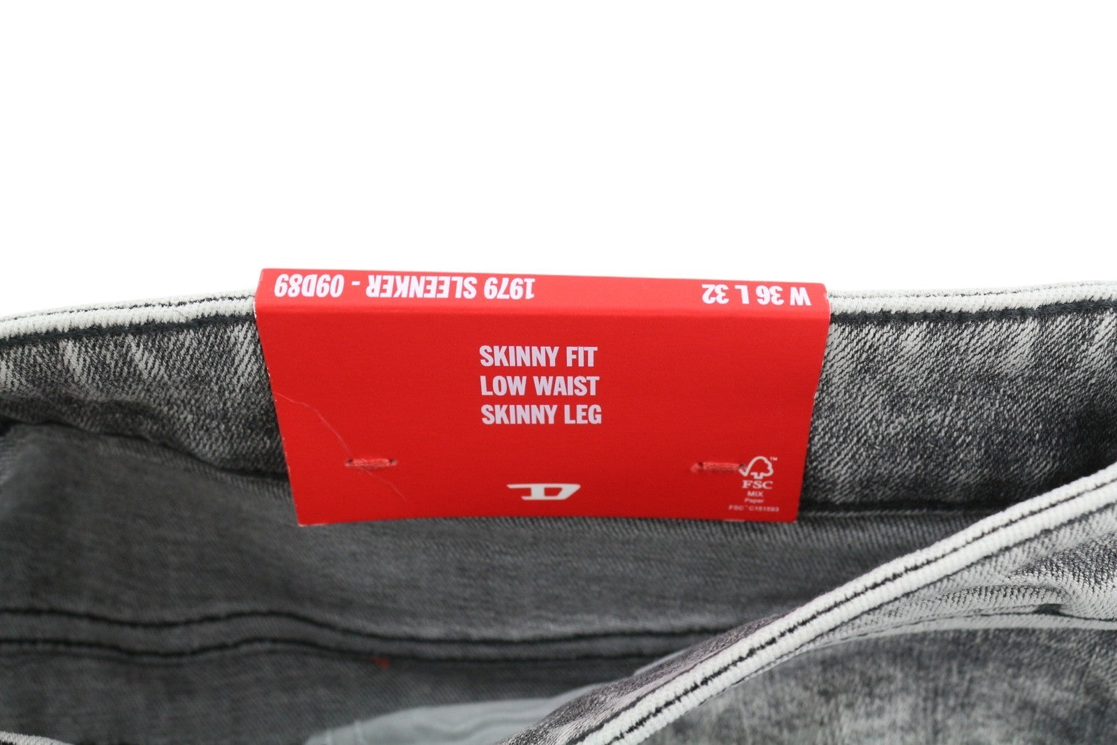 DIESEL 1979 Sleenker 09D89 Men Jeans W36/L32 Skinny Stretch Low Waist RRP195