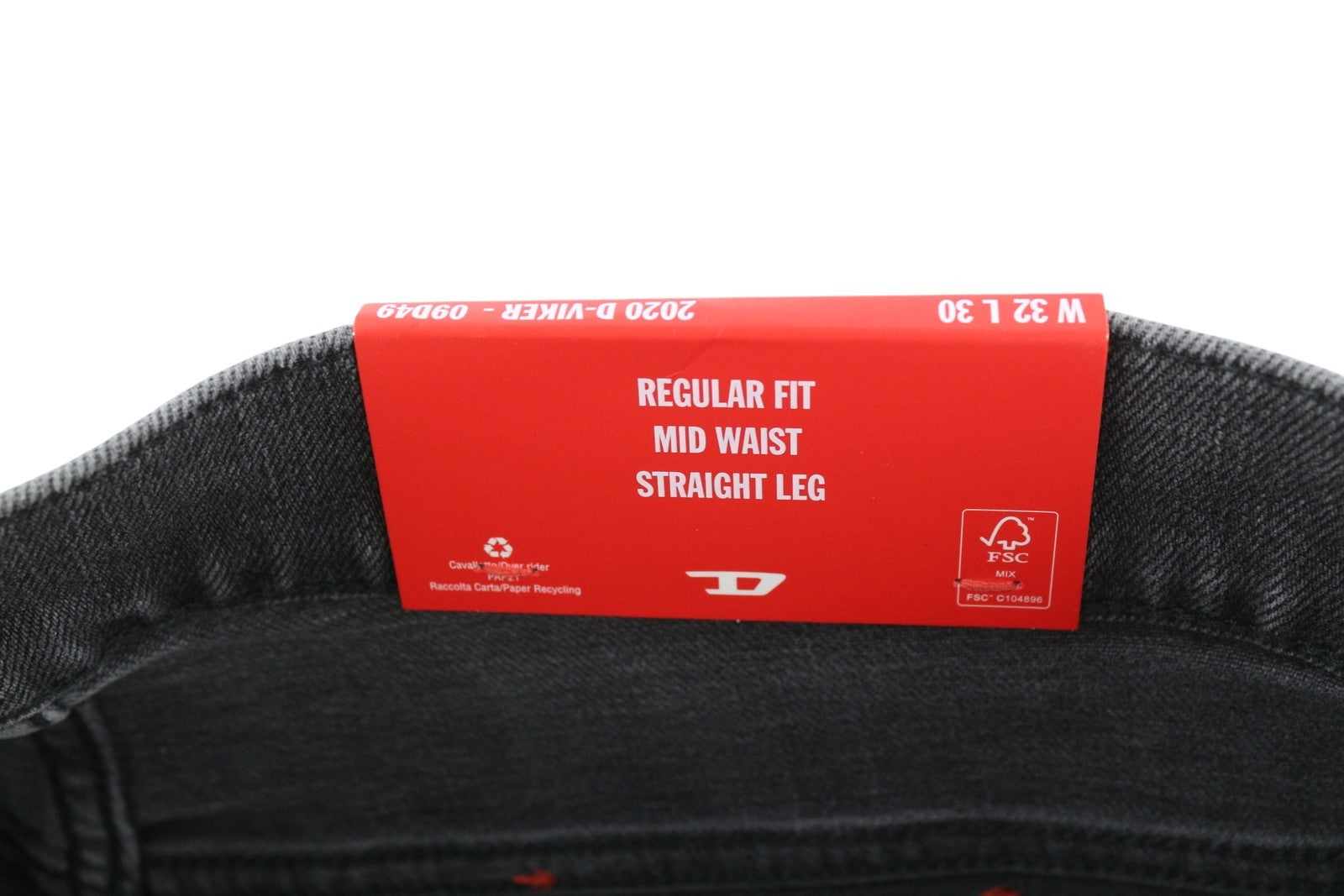 DIESEL 2020 D-Viker 09D49 Men's Jeans W32/L30 Regular Straight Mid Waist Denim